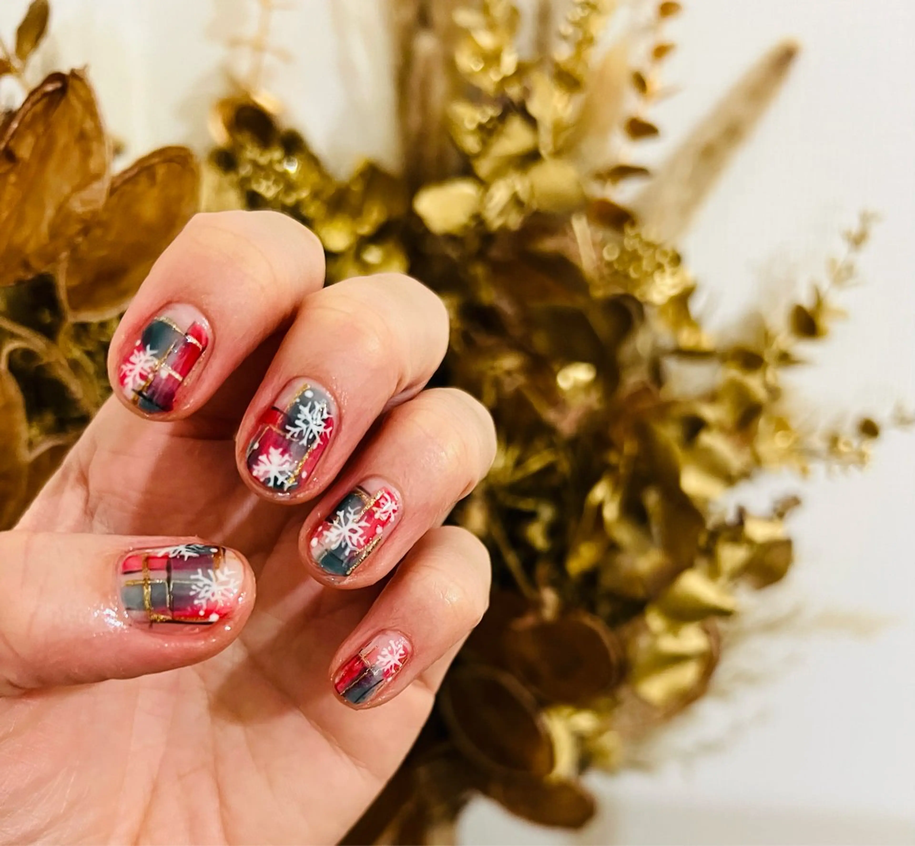 ネイル 冬ネイル クリスマス ハンドネイル private salon mieのネイルデザイン
