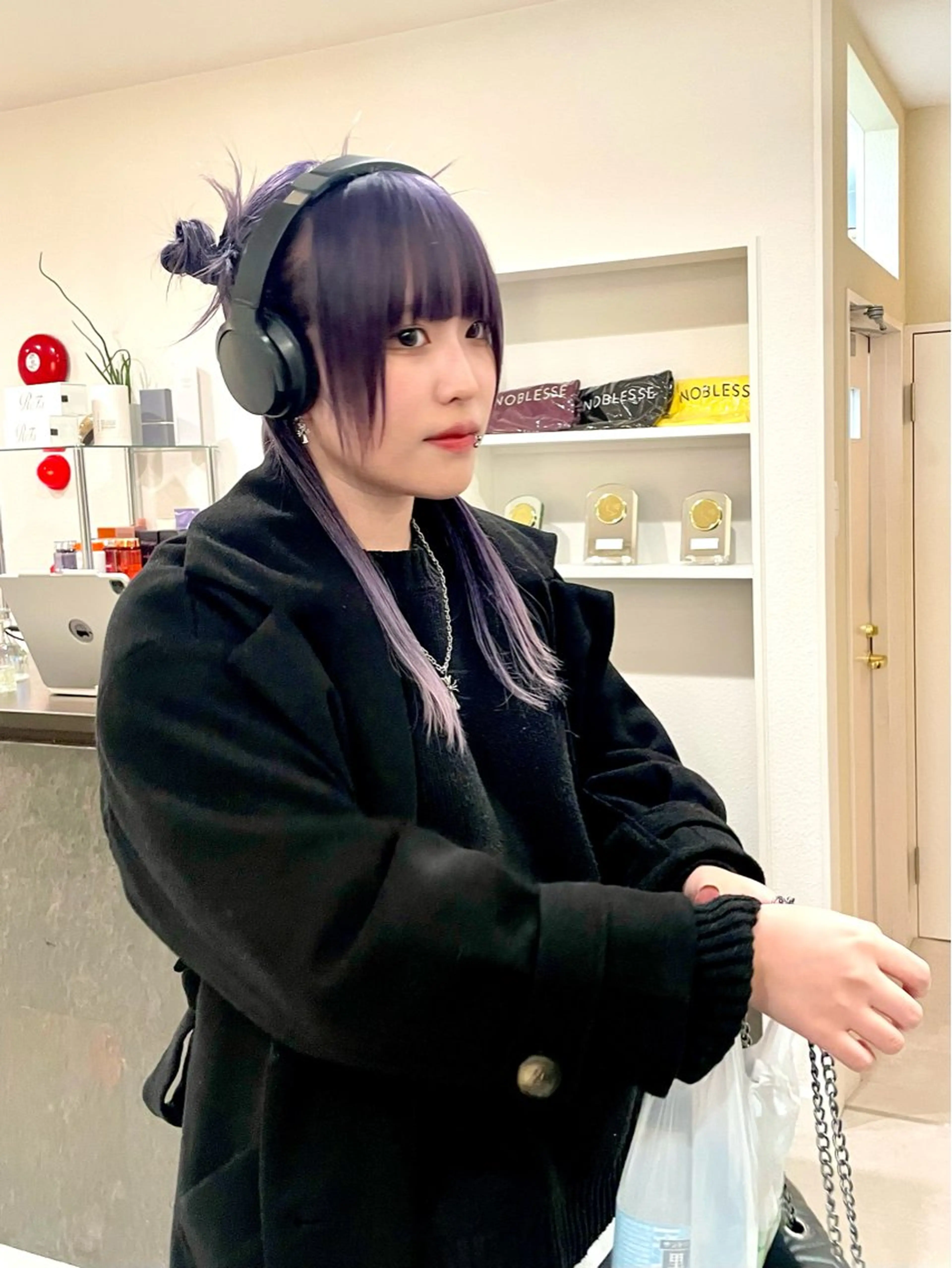 ミディアム カラー ハイトーンカラー ラベンダーカラー ヘアカラー トリートメント ハイトーン/レイヤー /ウルフ⭐️永田⭐️のヘアスタイル