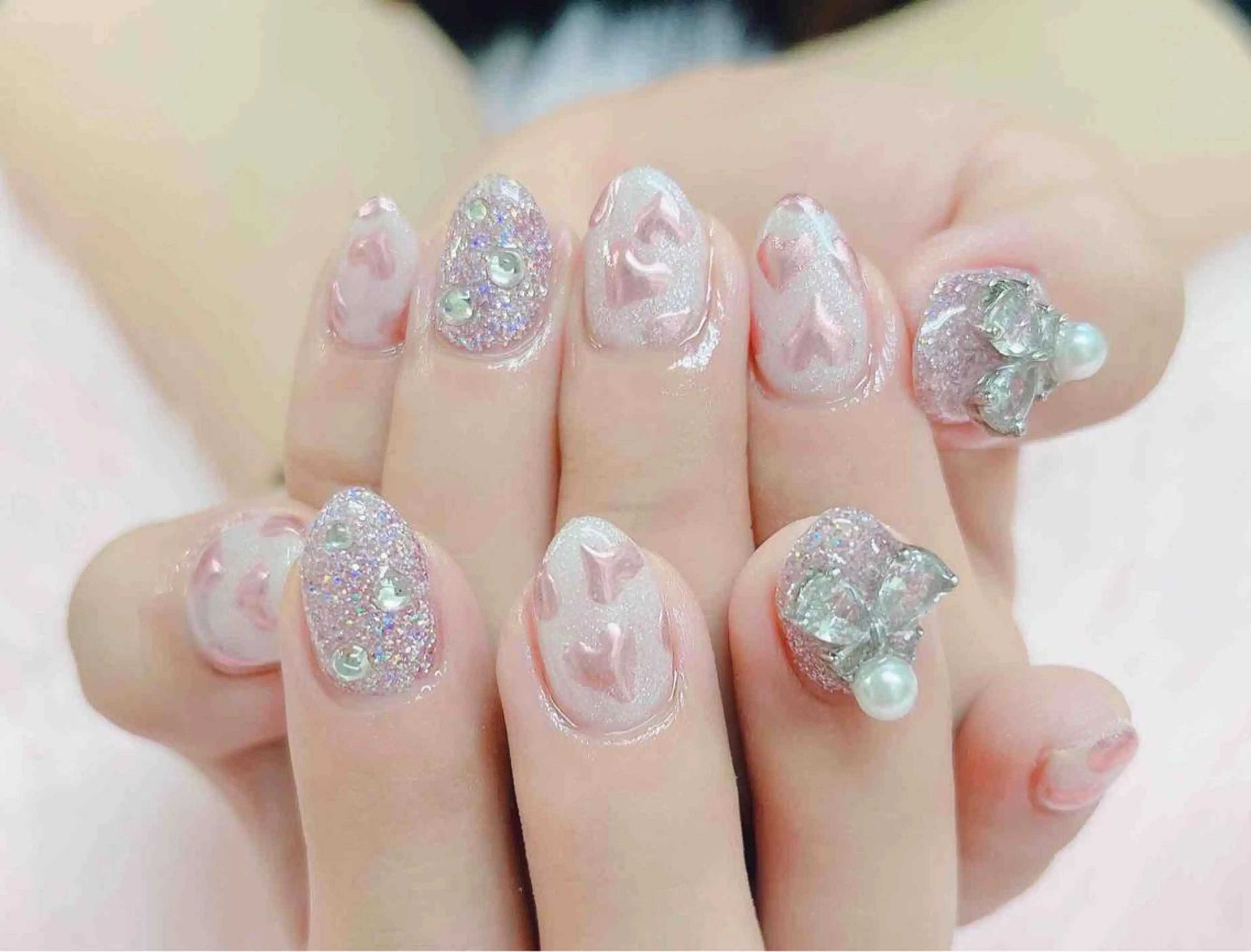 ネイル ハンドネイル MoonNail ユリ🌸のネイルデザイン