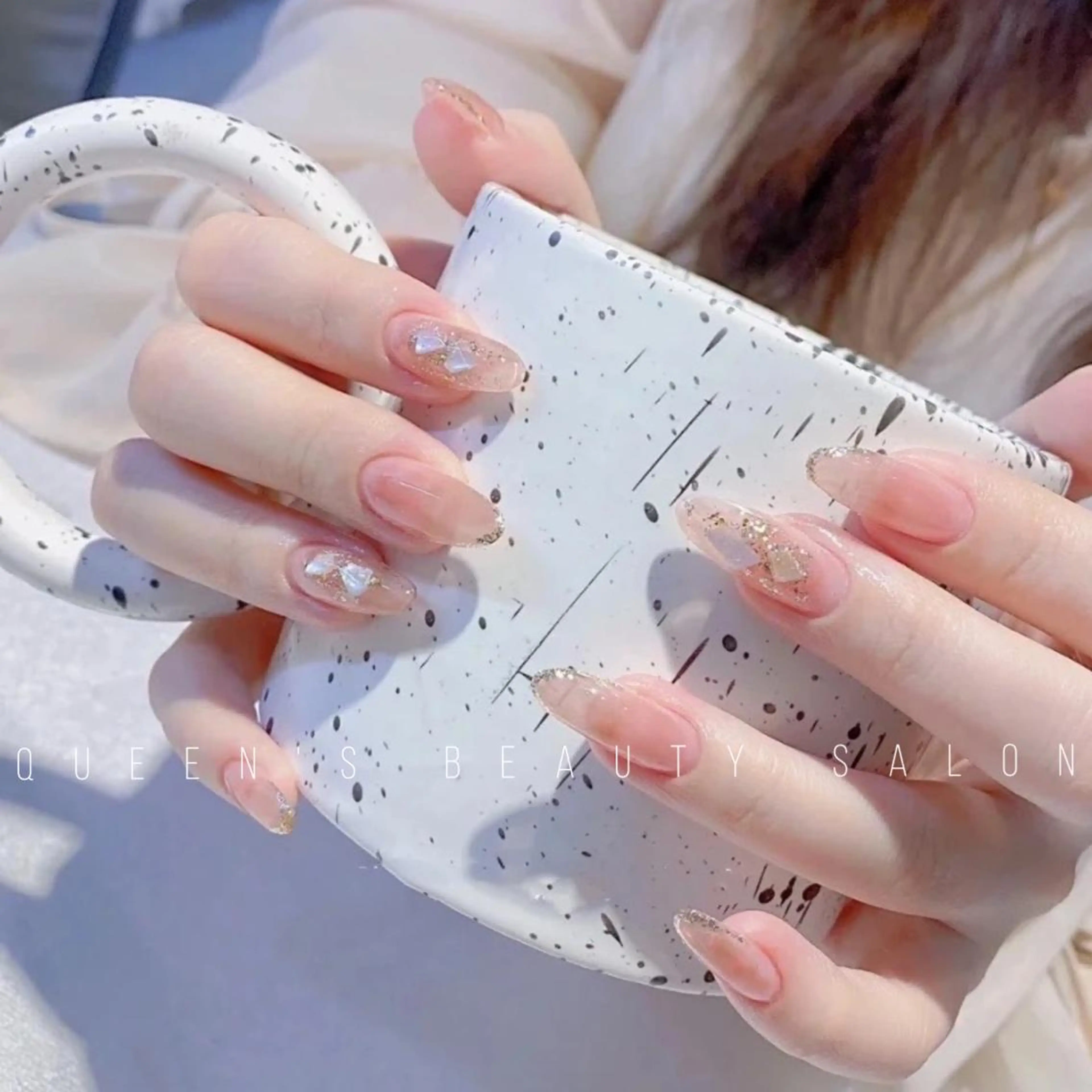 ネイル ハンドネイル Queens マオのネイルデザイン