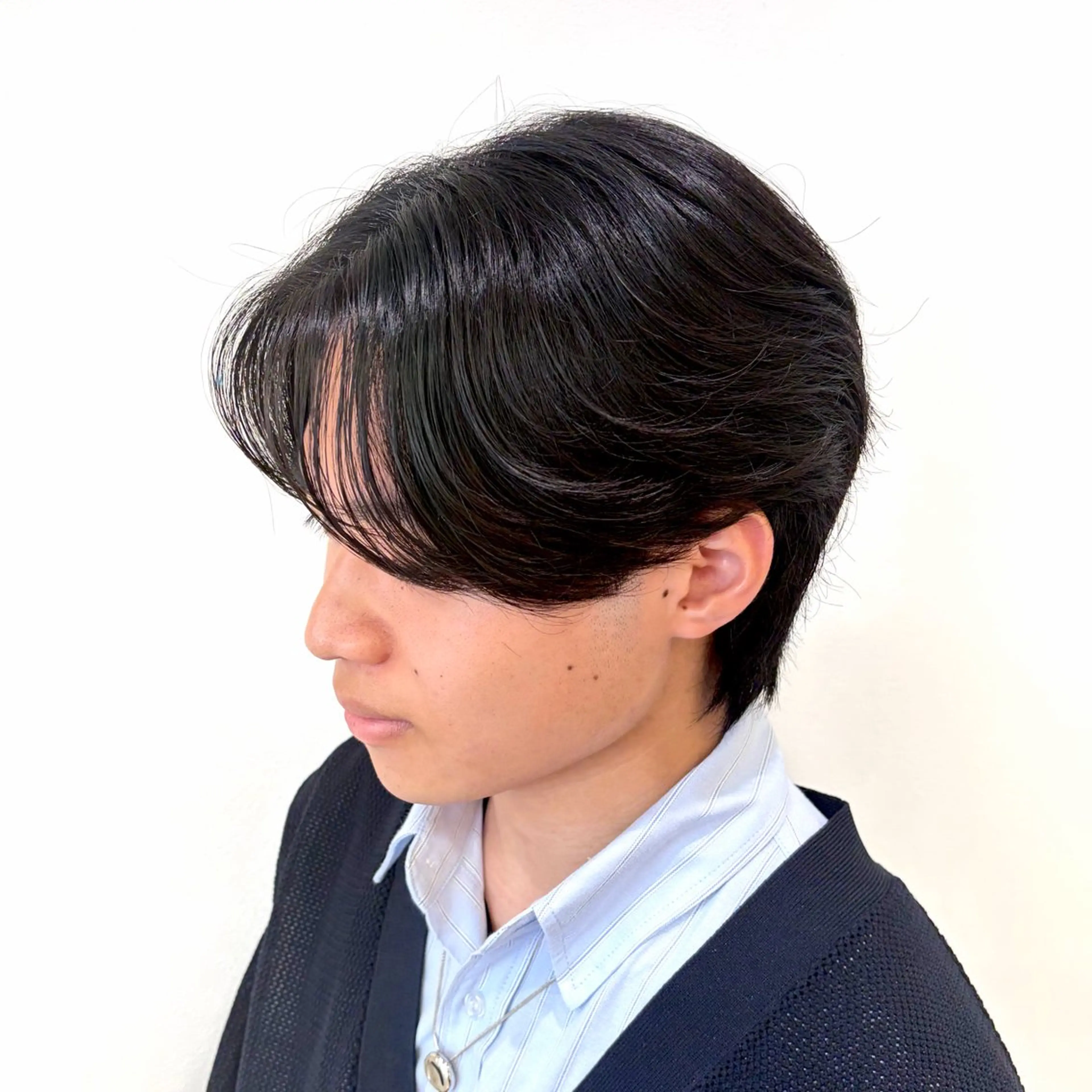 パーマ メンズ ビジネス センターパート フェードカット フェザーパーマ メンズパーマ カット 縮毛矯正 メンズ支持率No.1 /大船メンズパーマのヘアスタイル