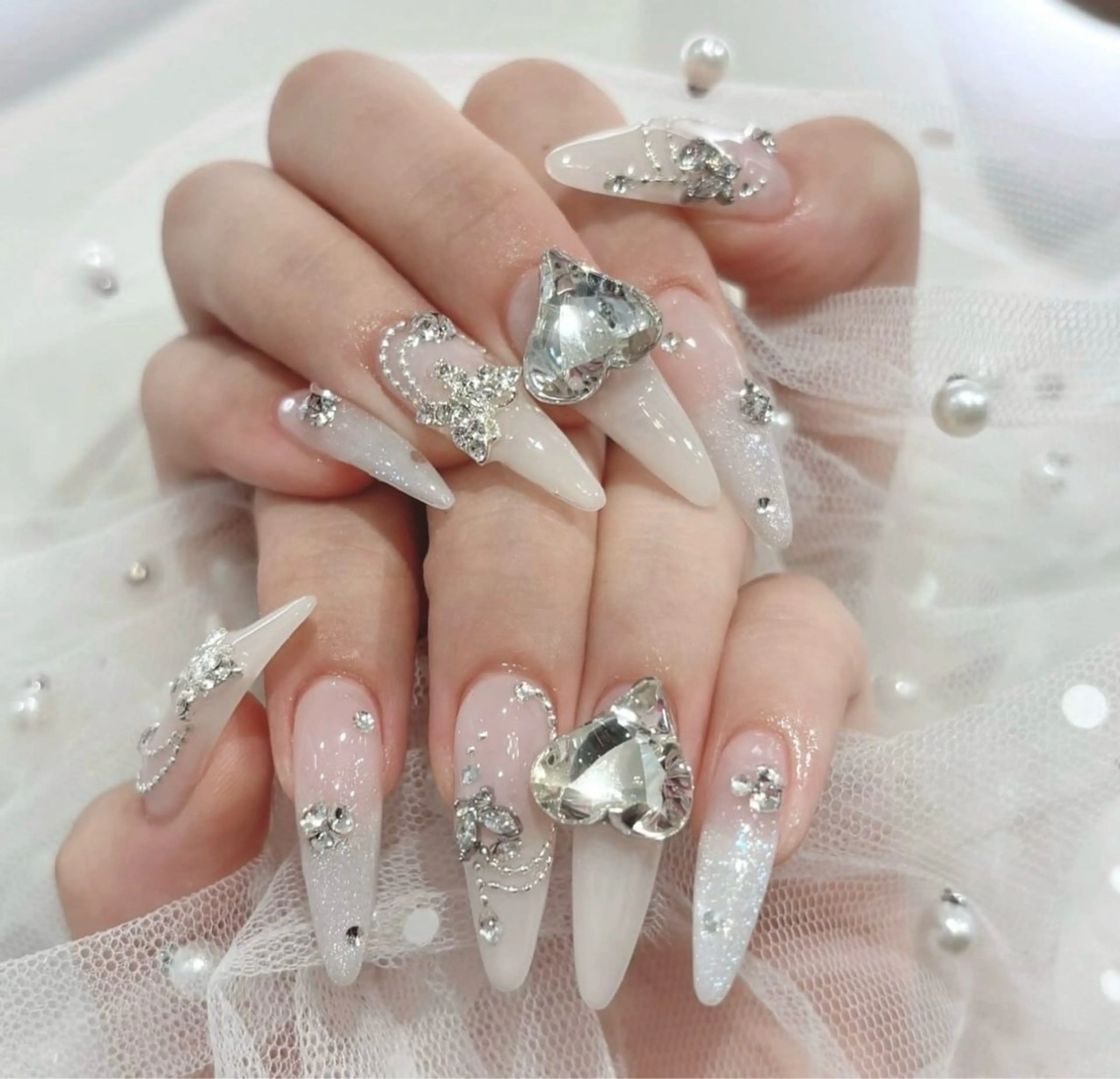 ネイル 韓国ネイル 持ち込み ニュアンスネイル ネイルチップ ハンドネイル TABI ANA.CHUOのネイルデザイン