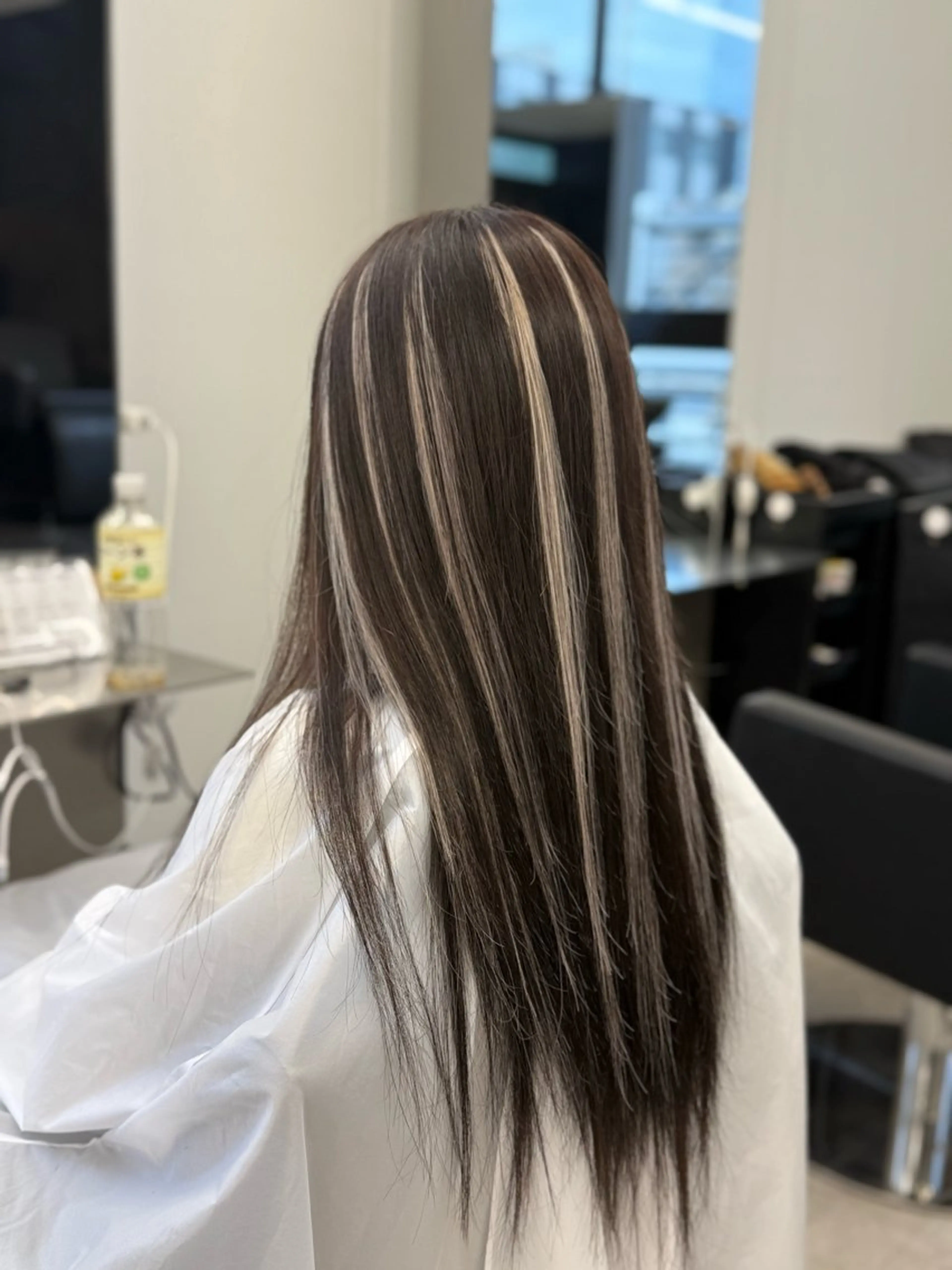 ロング カラー シールエクステ ブリーチ ダブルカラー ハイトーンカラー ブリーチなしカラー lapis福岡天神 まいのヘアスタイル