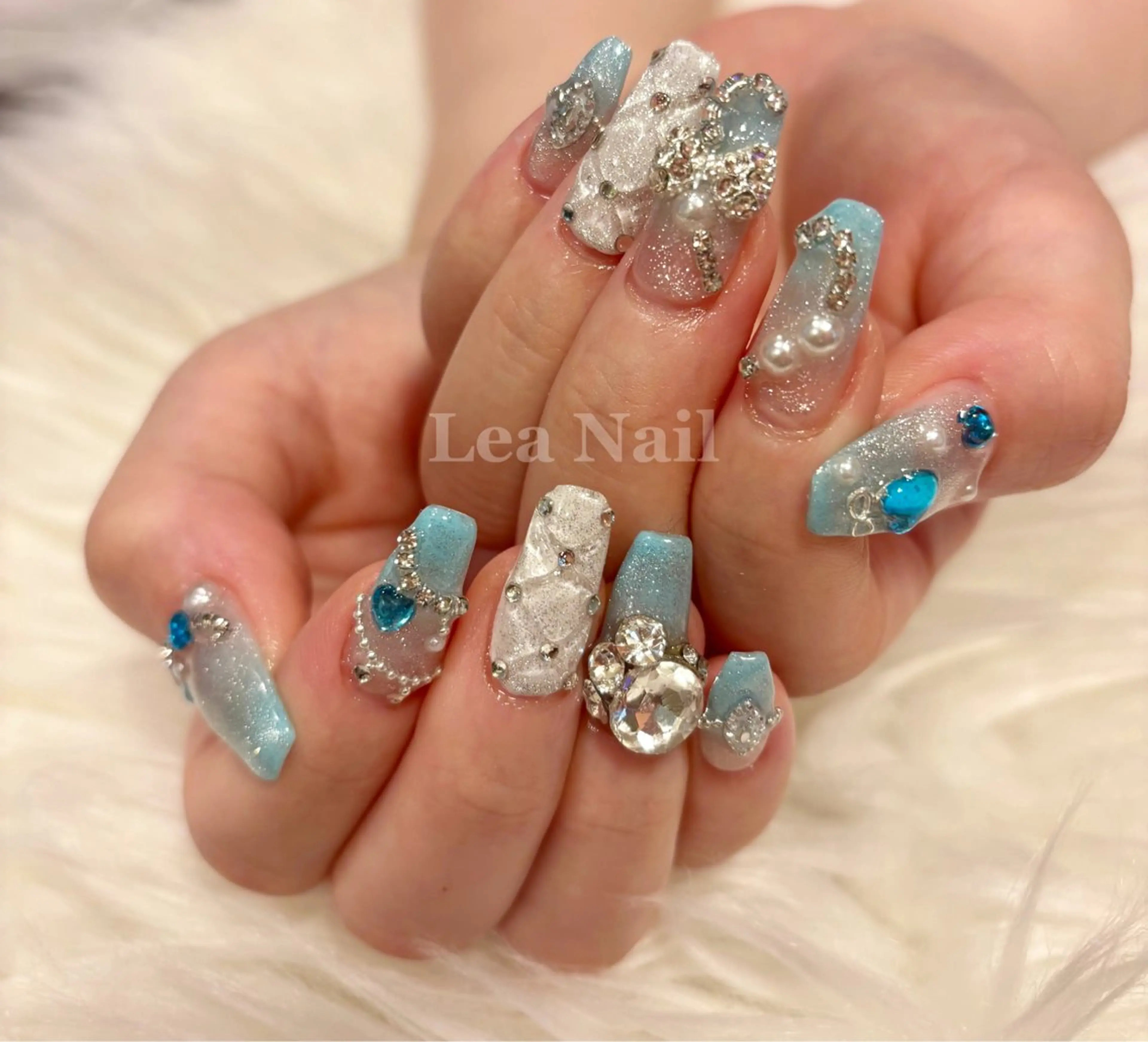 ネイル マグネットネイル ストーンネイル Lea Nailのネイルデザイン