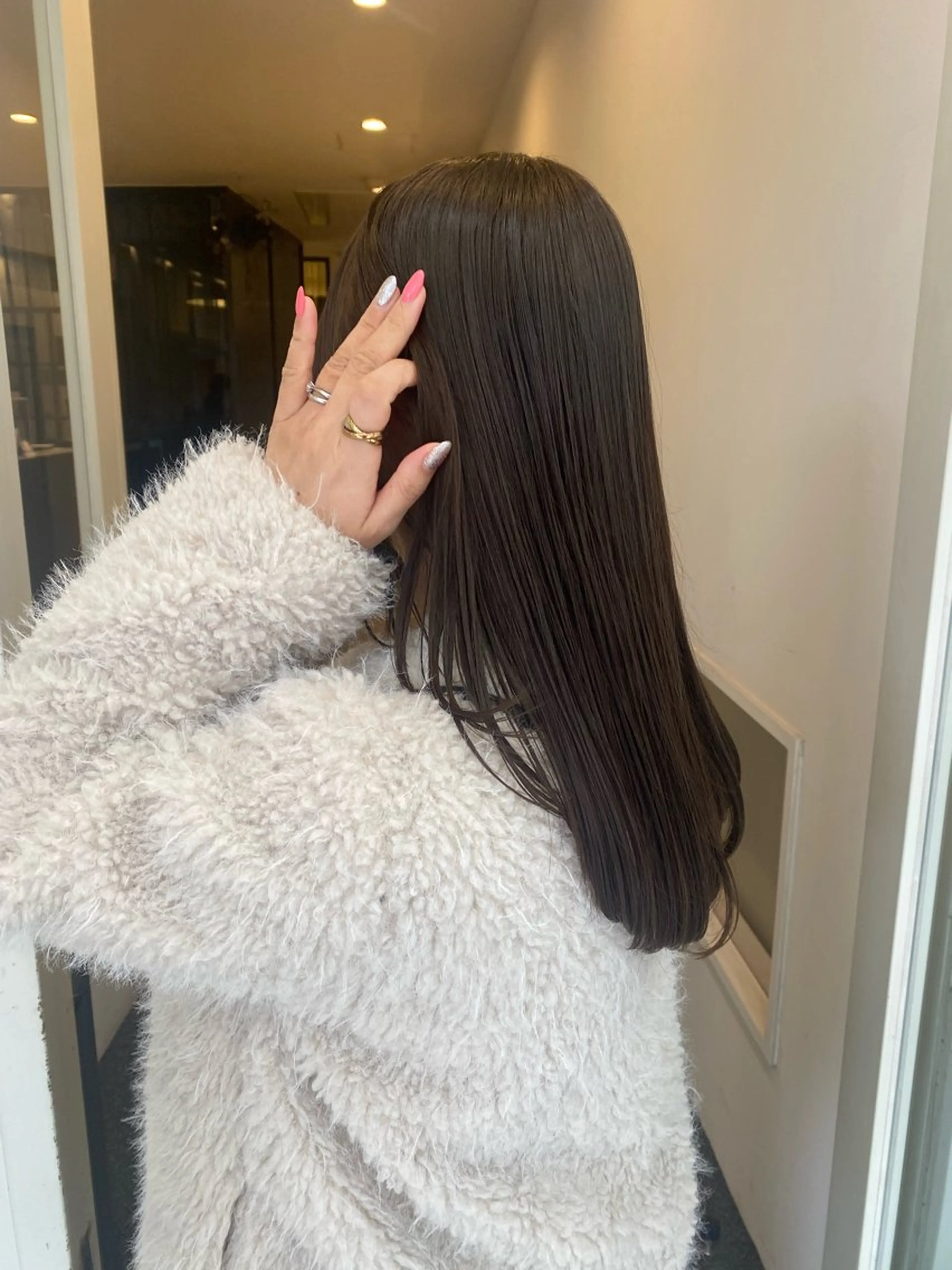 カラー ゆいな/大阪🎀 透明感カラー😳🫧のヘアスタイル