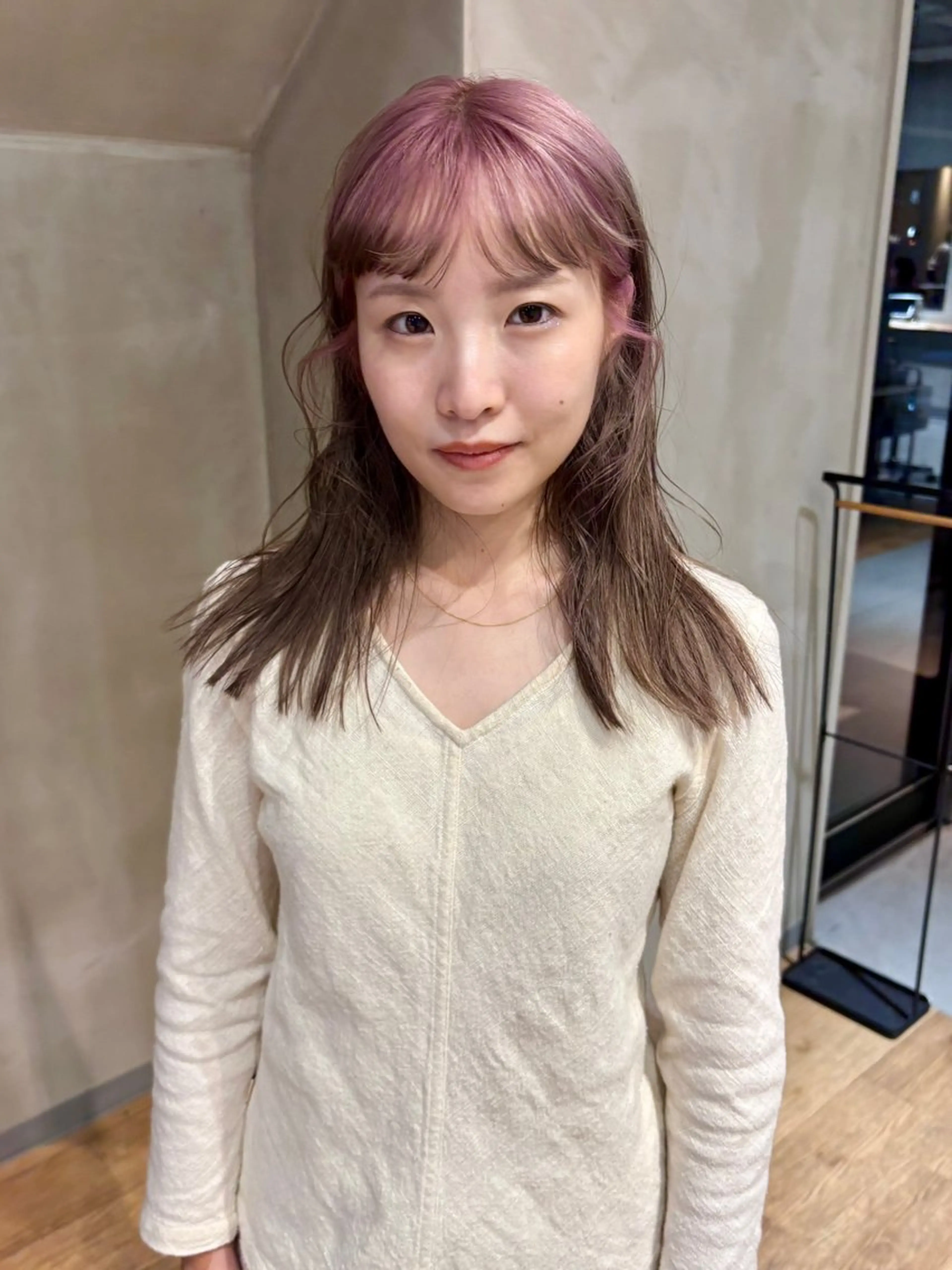 セミロング カラー ハイトーンカラー Nikiita/ shionのヘアスタイル