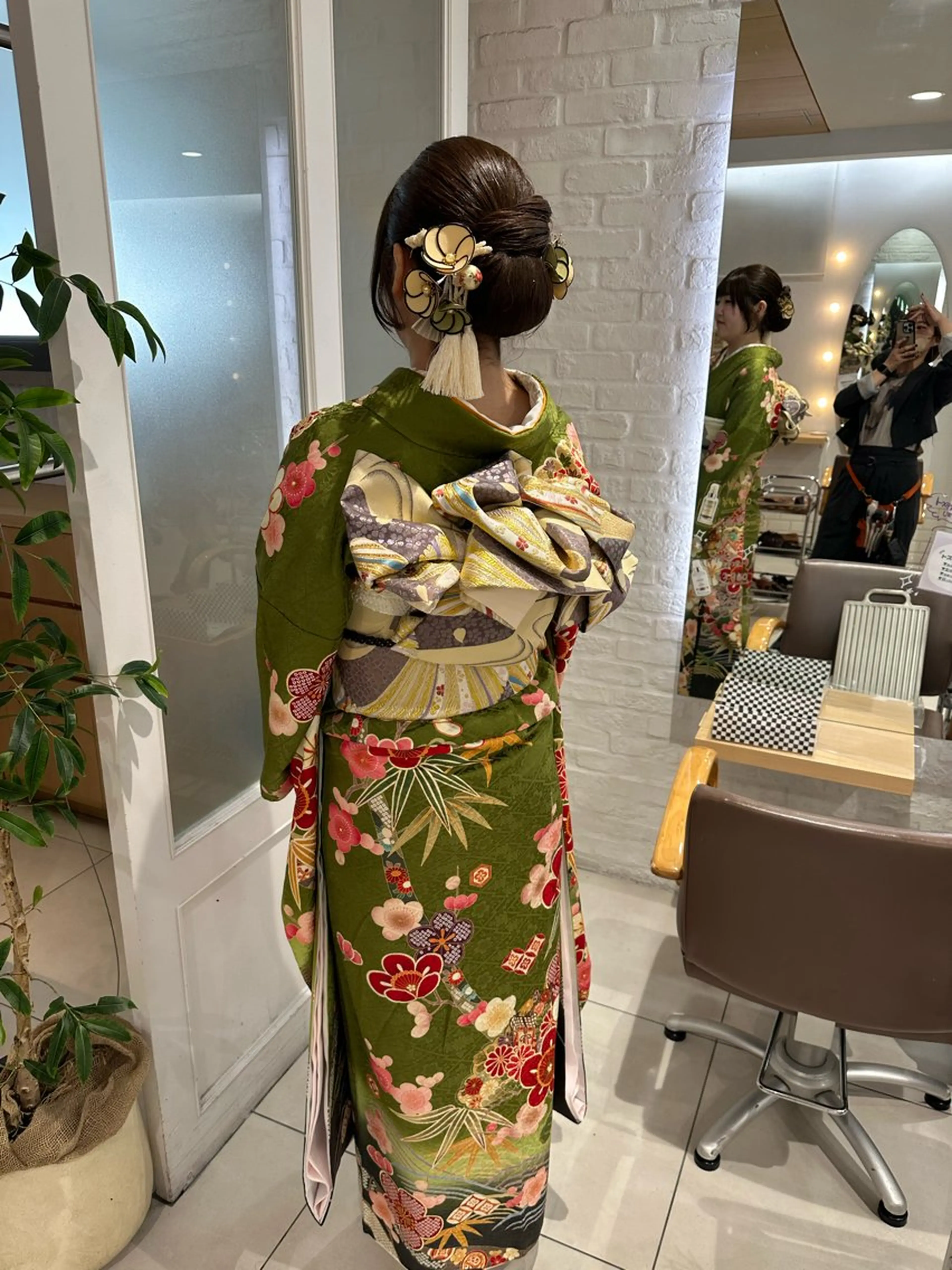 ヘアアレンジ 成人式 卒業式のヘアスタイル ヘアセット 山下恋佳/矢場町/ ブリーチ/ショートのヘアスタイル