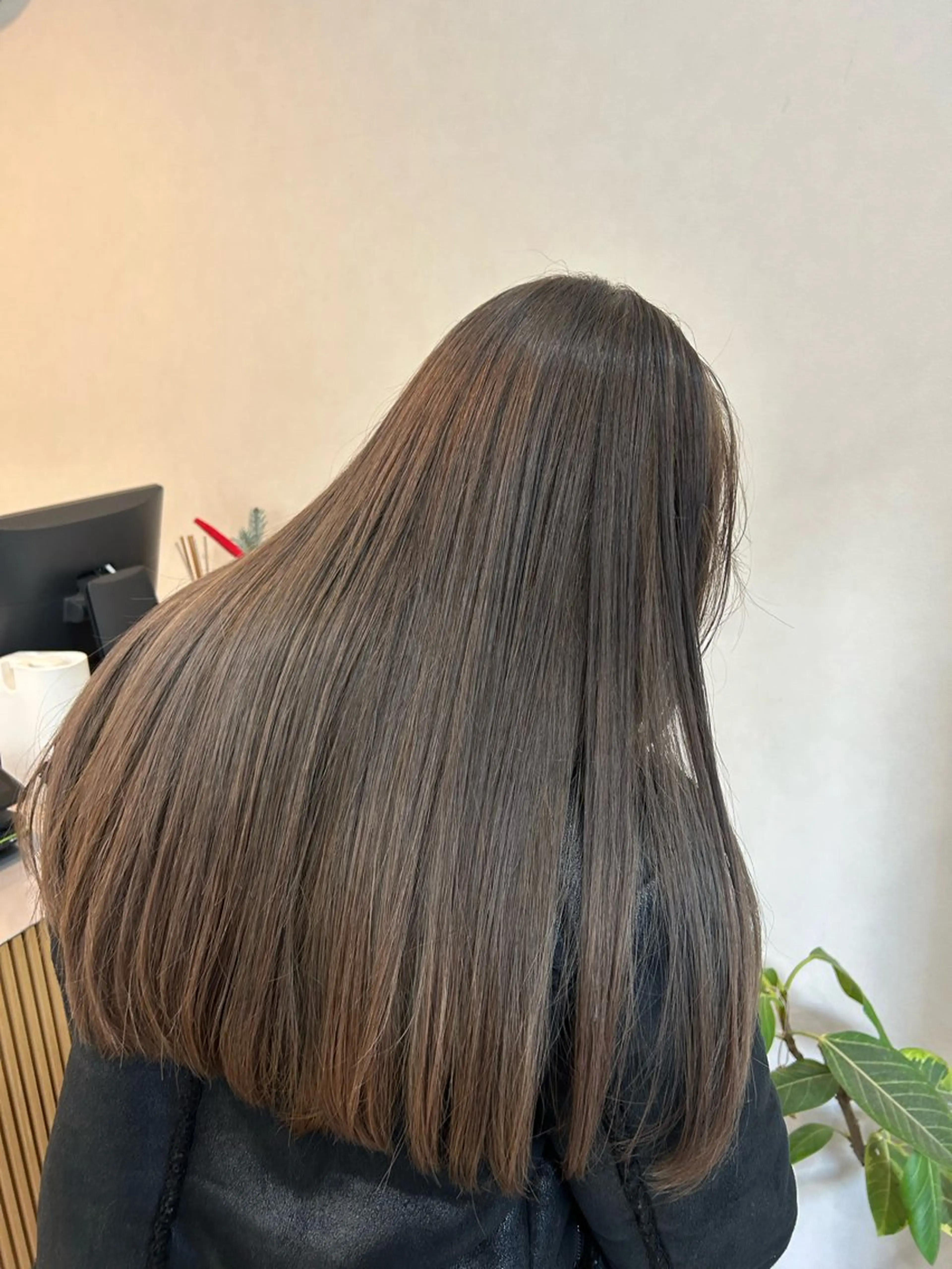 ロング カット ヘアカラー 縮毛矯正 トリートメント ボブ/透明感カラー 🧸YUI❤️のヘアスタイル