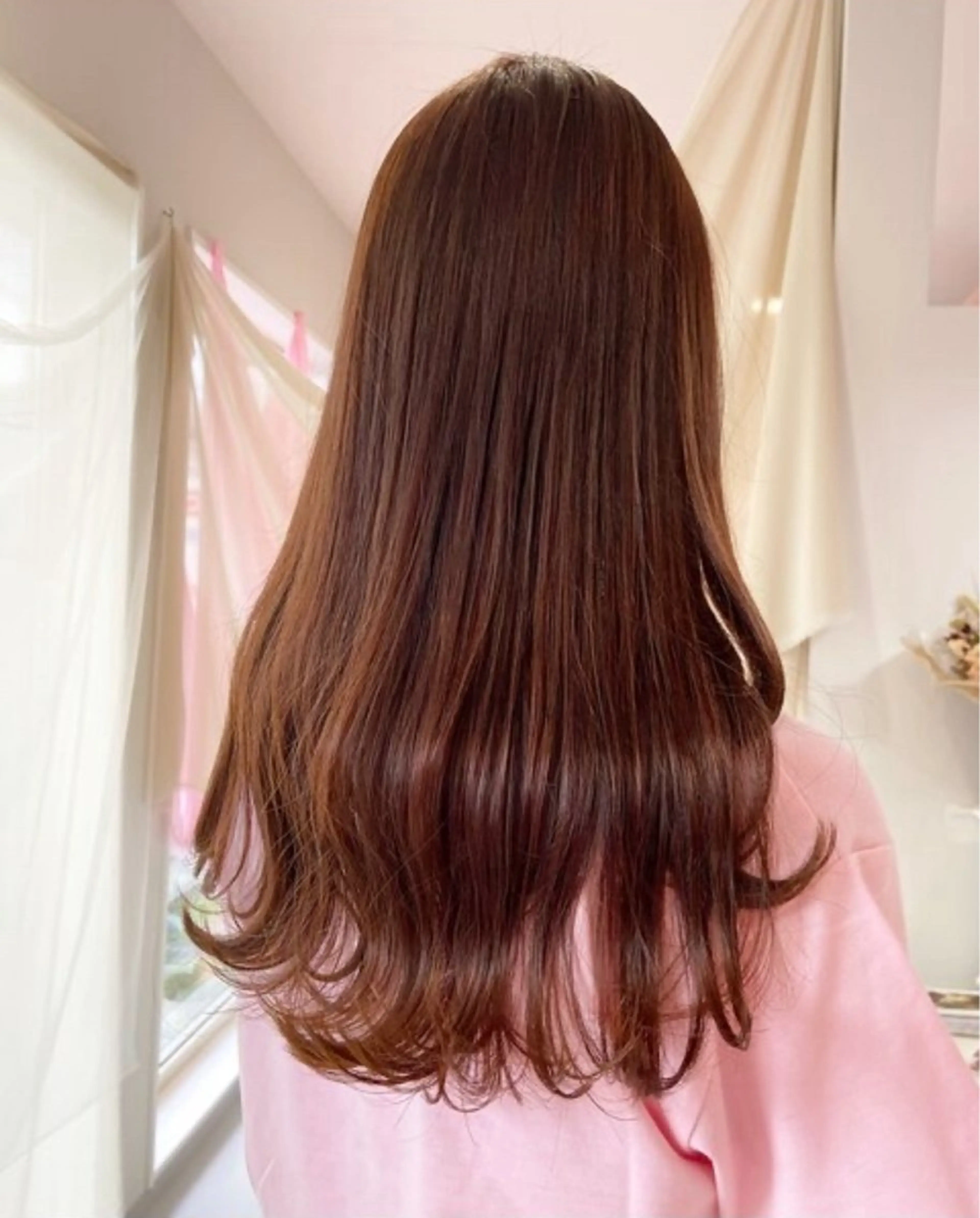 カラー yulf ユルフのヘアスタイル