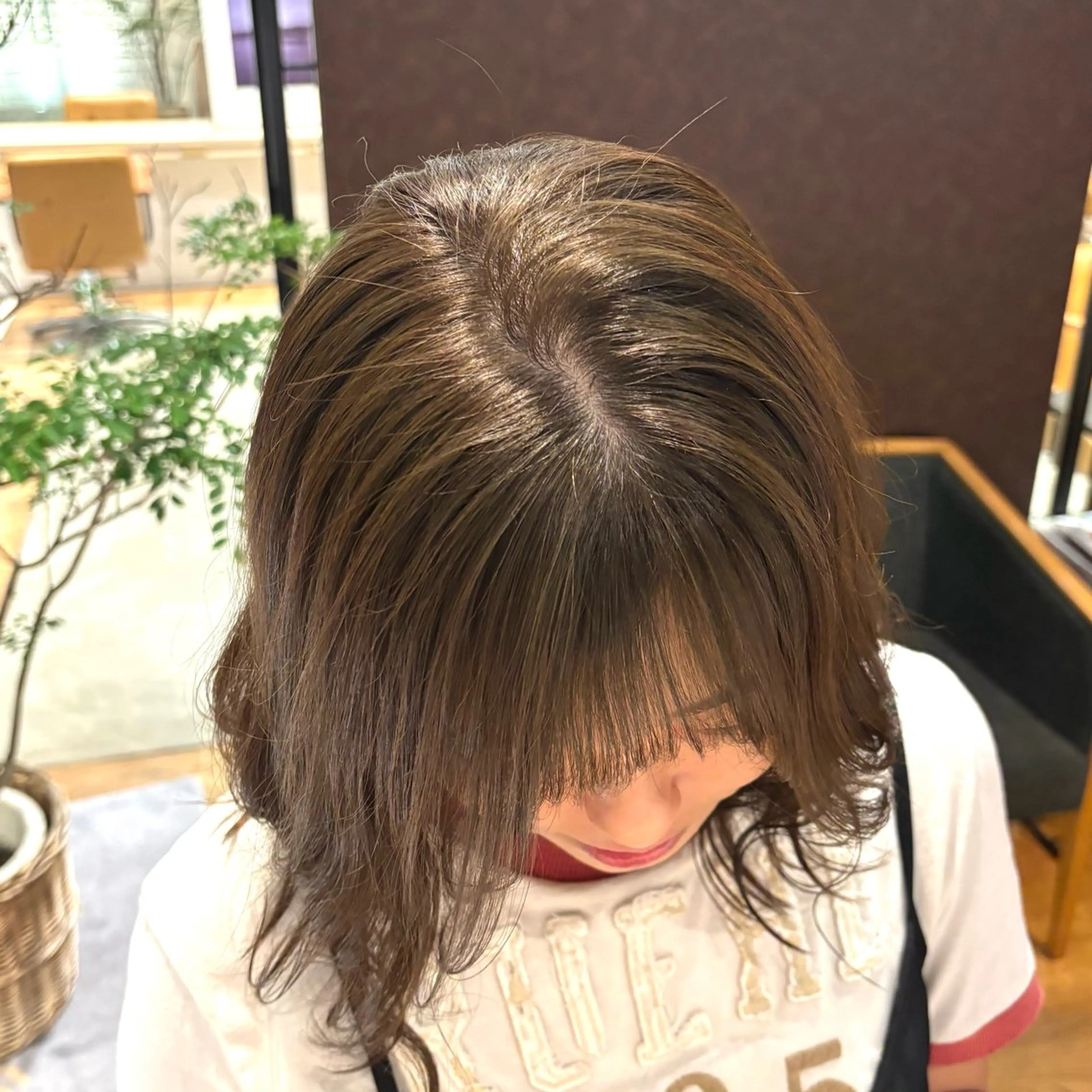 ミディアム カラー Suzu🪽 大宮美容室のヘアスタイル