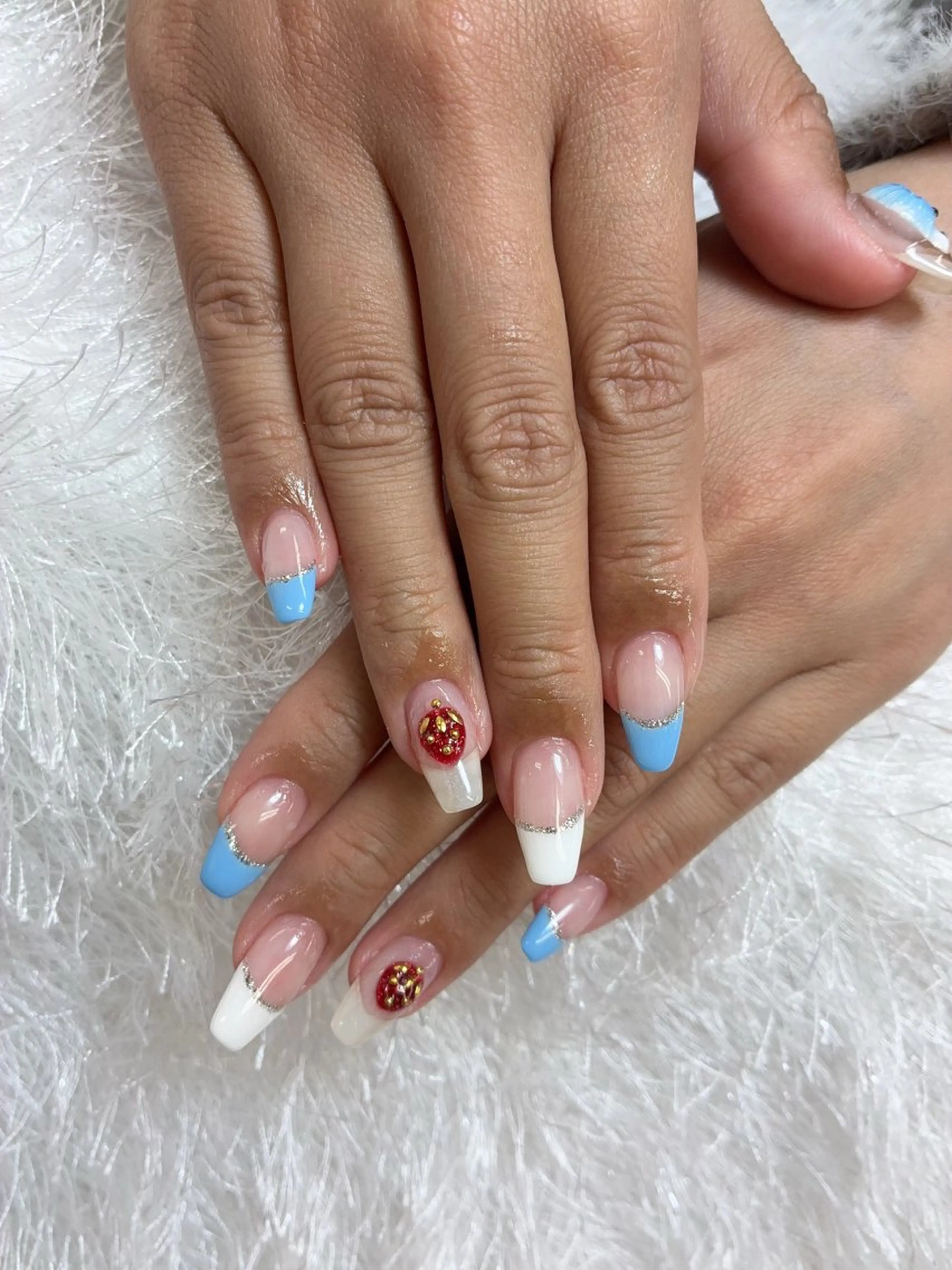 ネイル ハンドネイル 佐藤 依娜のネイルデザイン