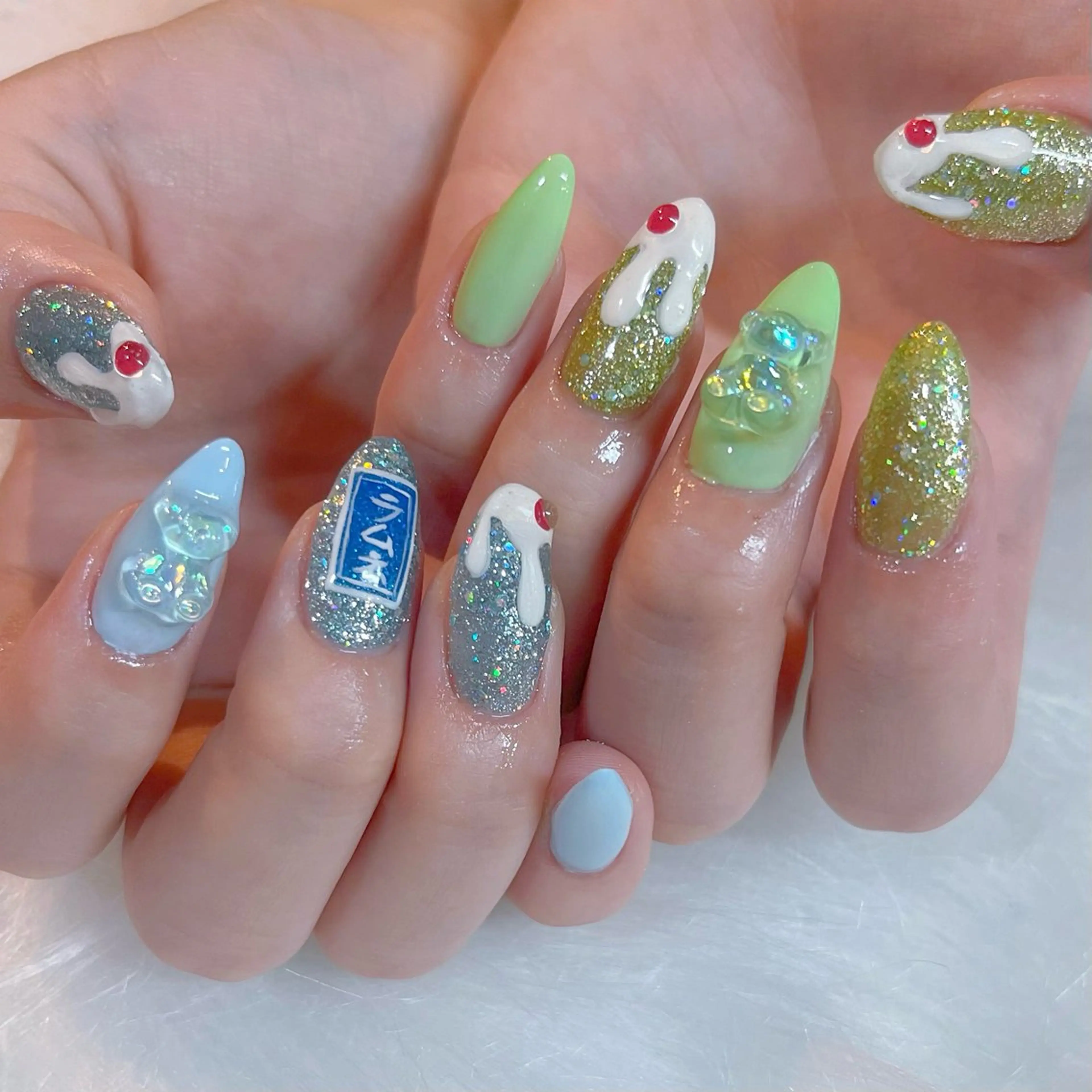 ネイル Maya 🧊🫧‪のネイルデザイン
