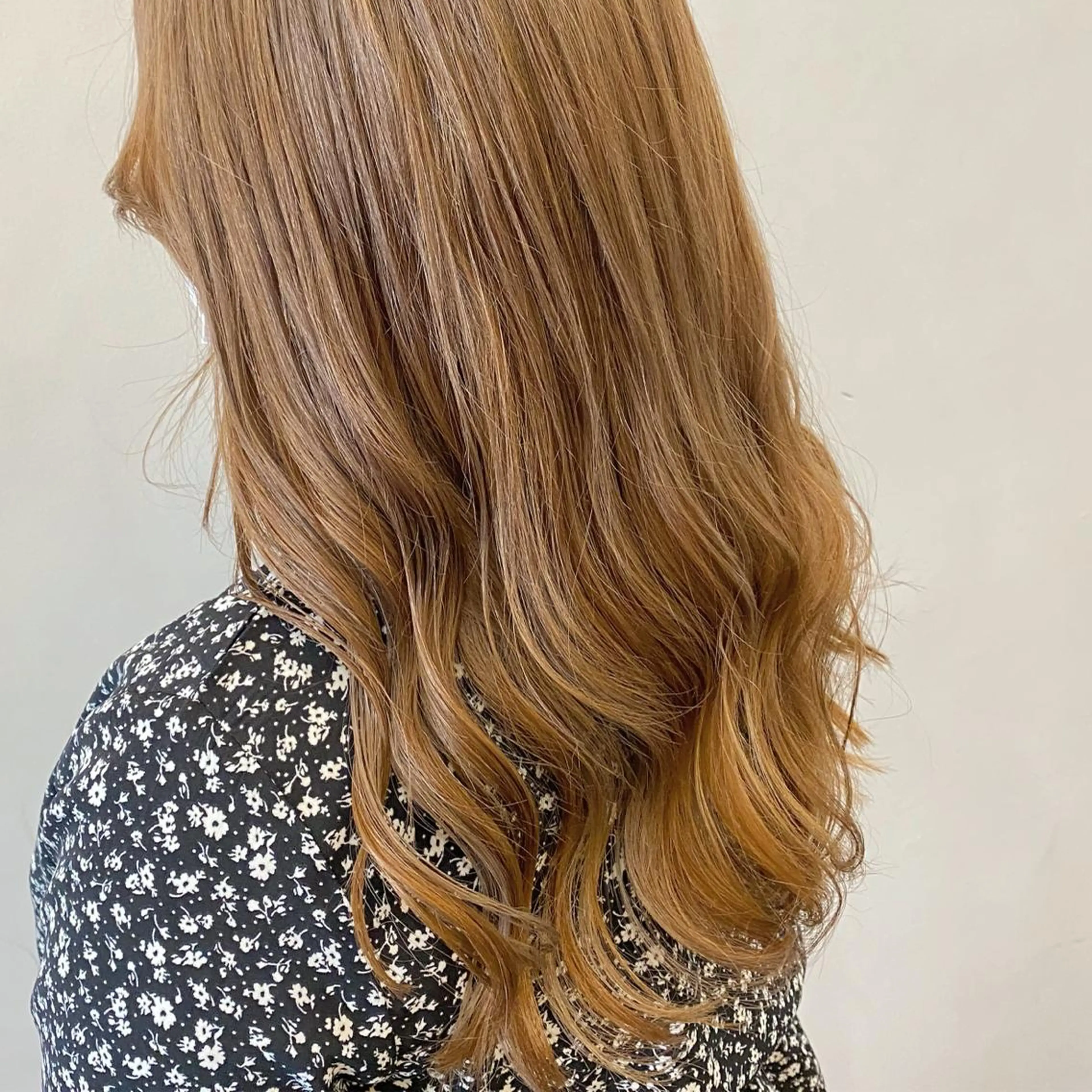 カラー kouki /髪質改善／艶カラーのヘアスタイル