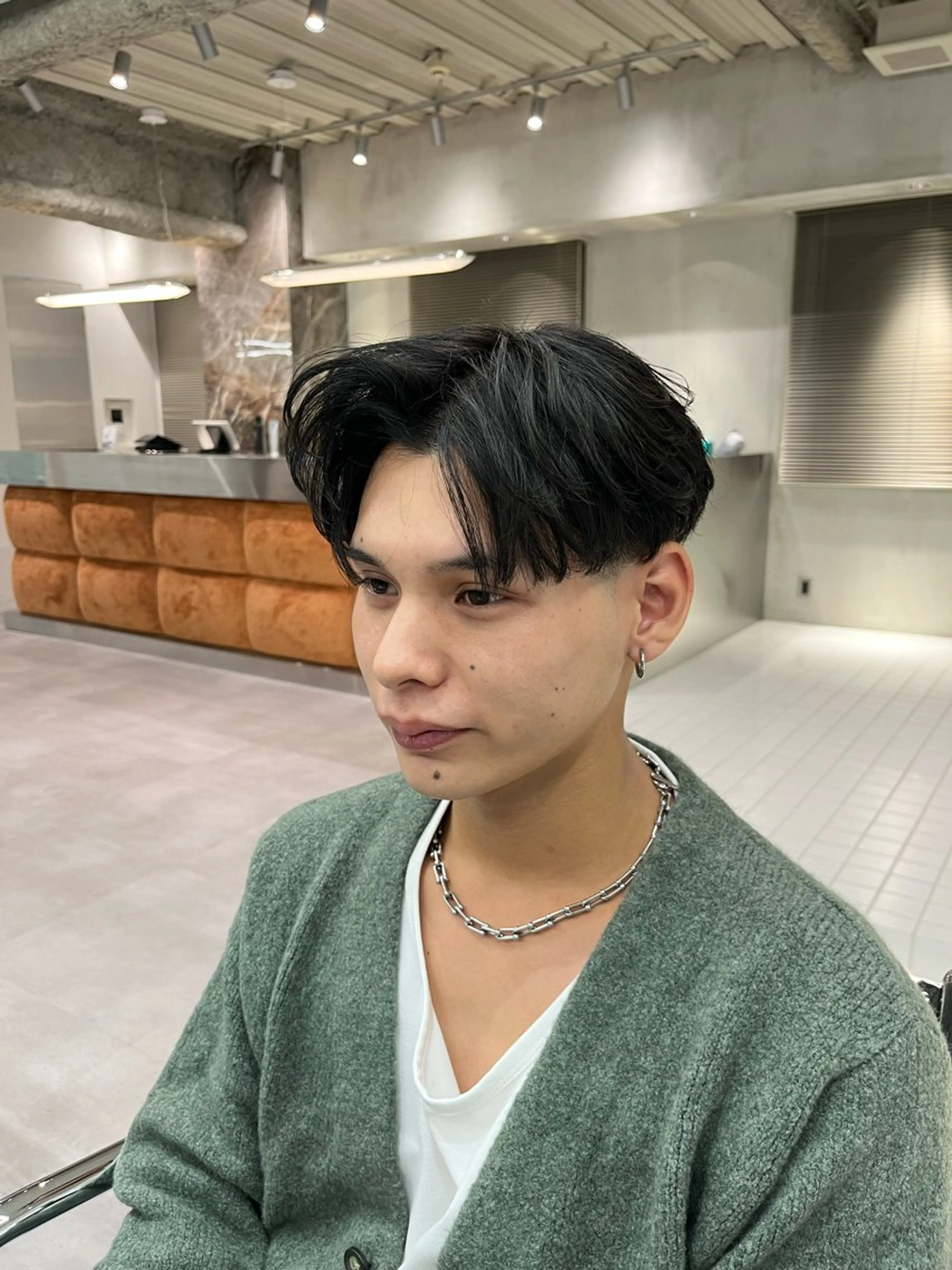 ショート パーマ メンズ ⚡メンズパーマフ ェードカットTomyのヘアスタイル