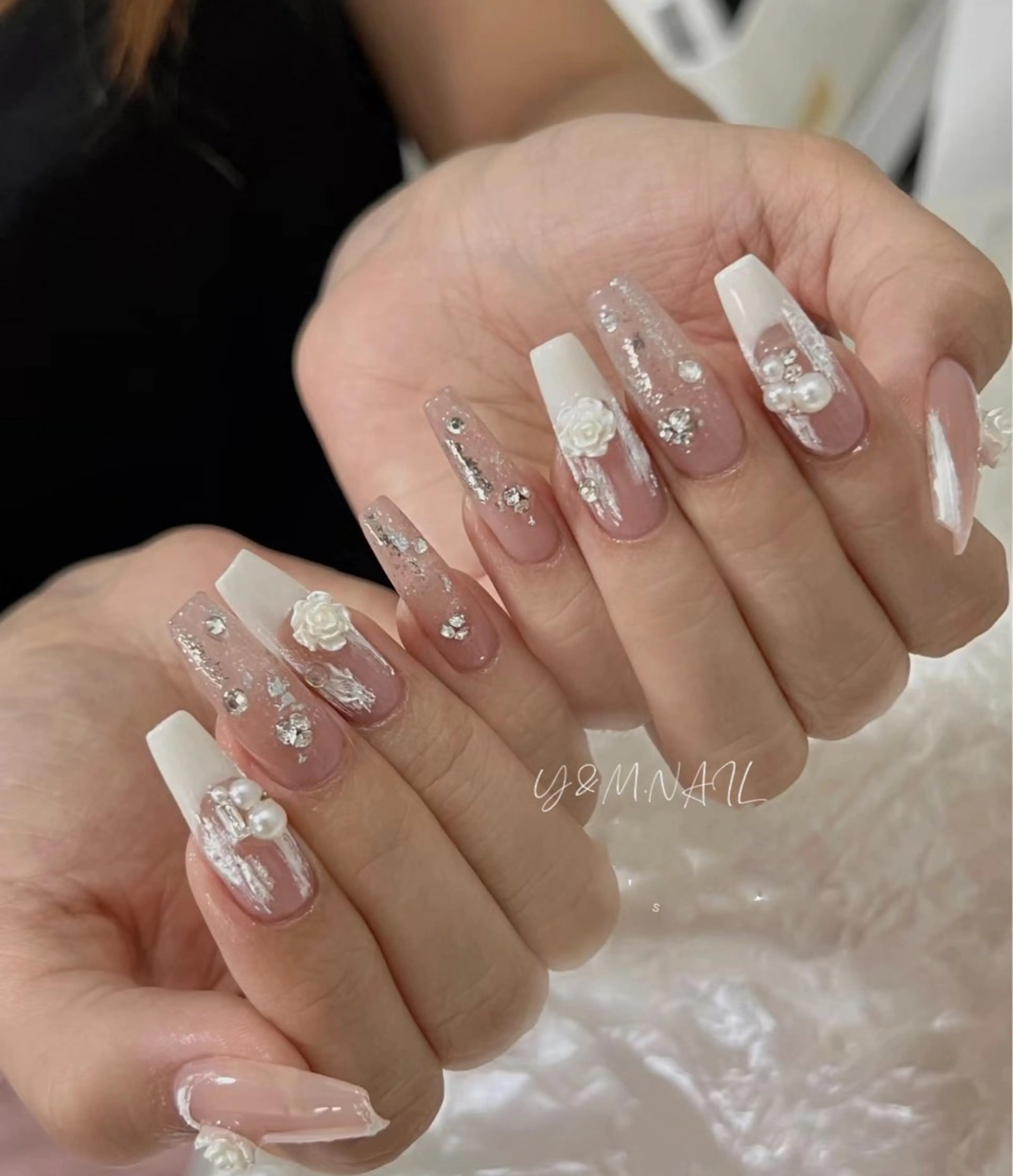 ネイル Ui_Amor (パラジェル)のネイルデザイン