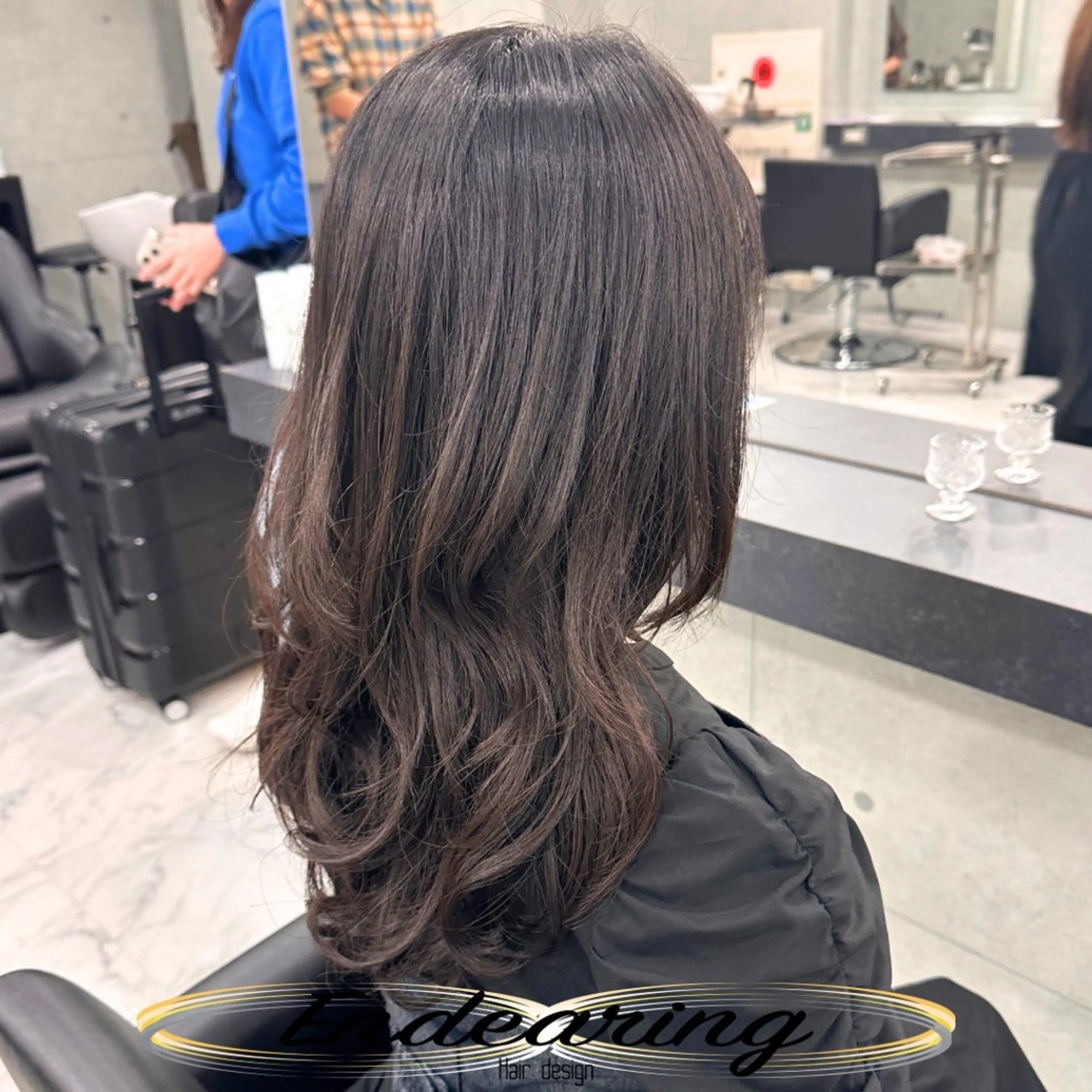 ロング アッシュ レイヤーカット ロング カット ヘアカラー Endearing 銀座/レイヤーカットのヘアスタイル