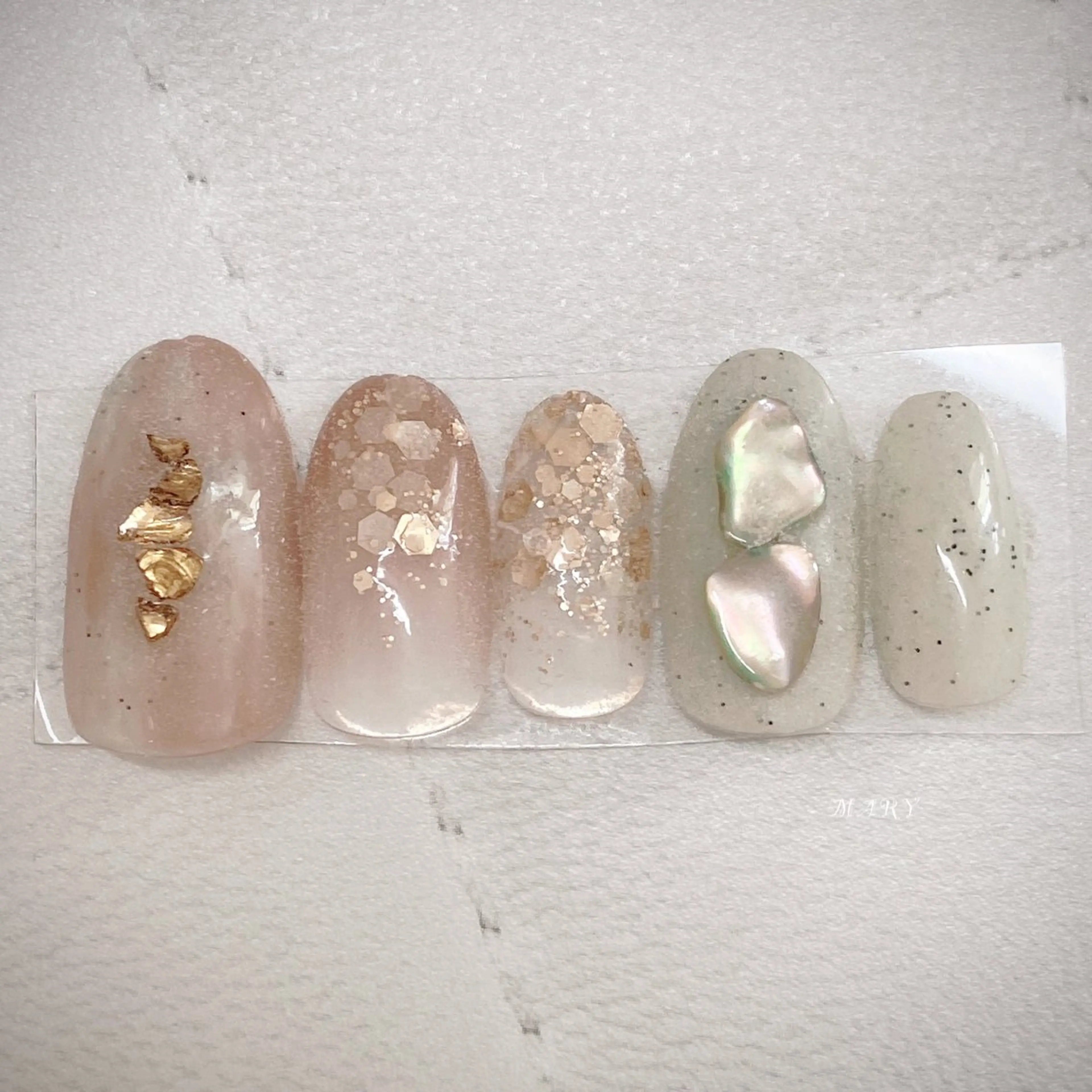ネイル グラデーション ニュアンスネイル Mary nail .narumiのネイルデザイン