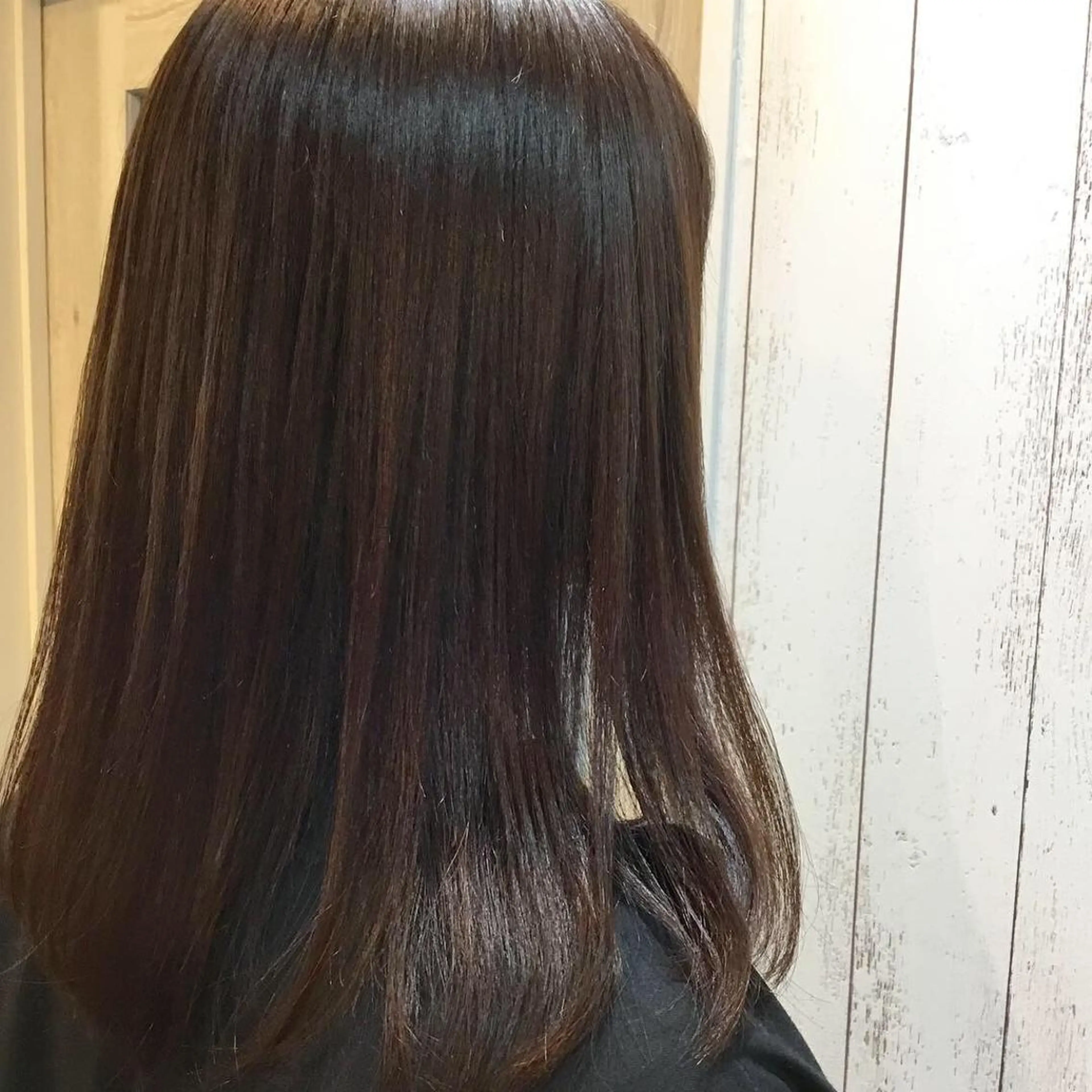 セミロング カラー パーマ embrace エンブレイスのヘアスタイル