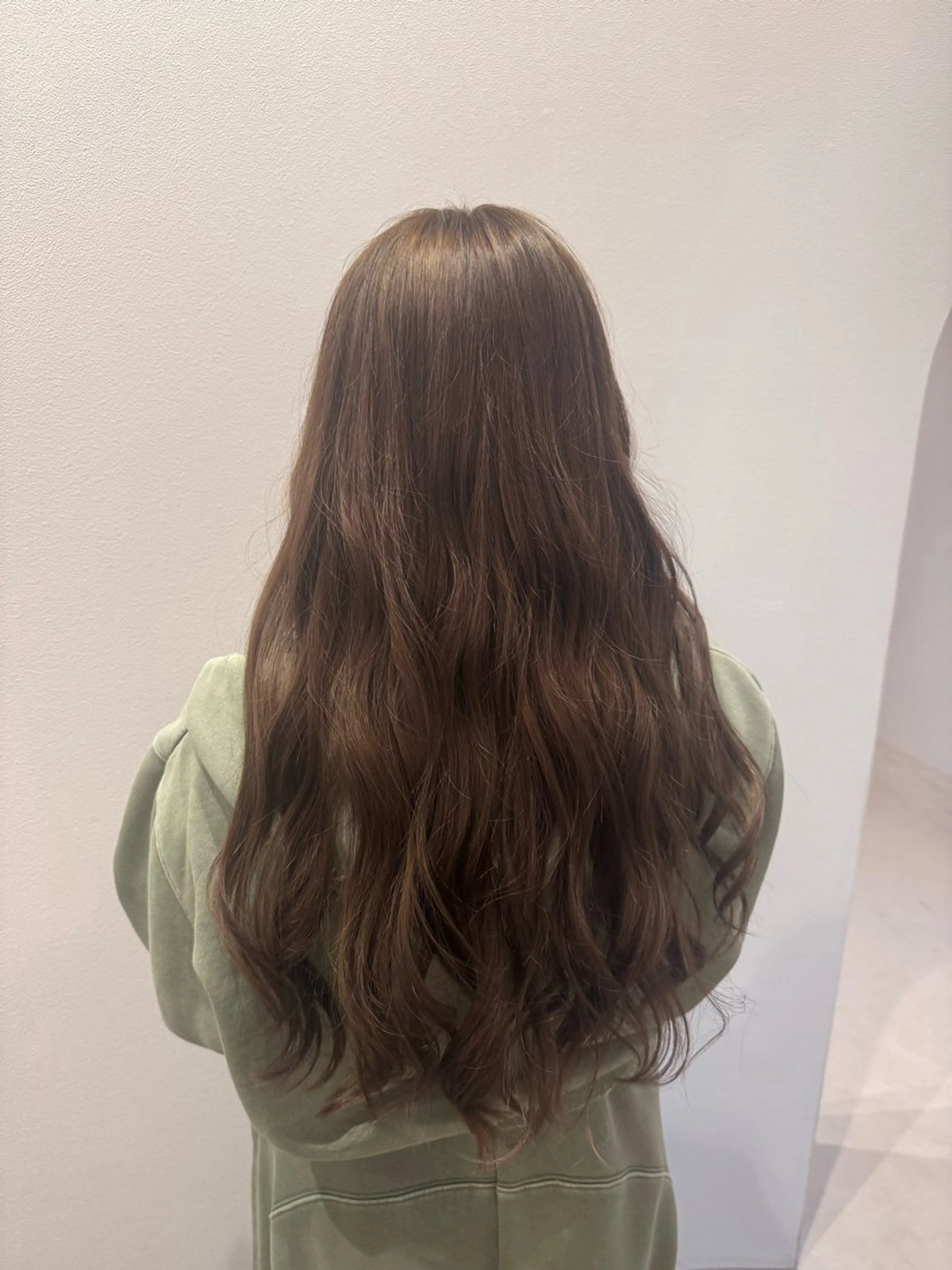 カラー ヘアカラー 坪井 れあのヘアスタイル