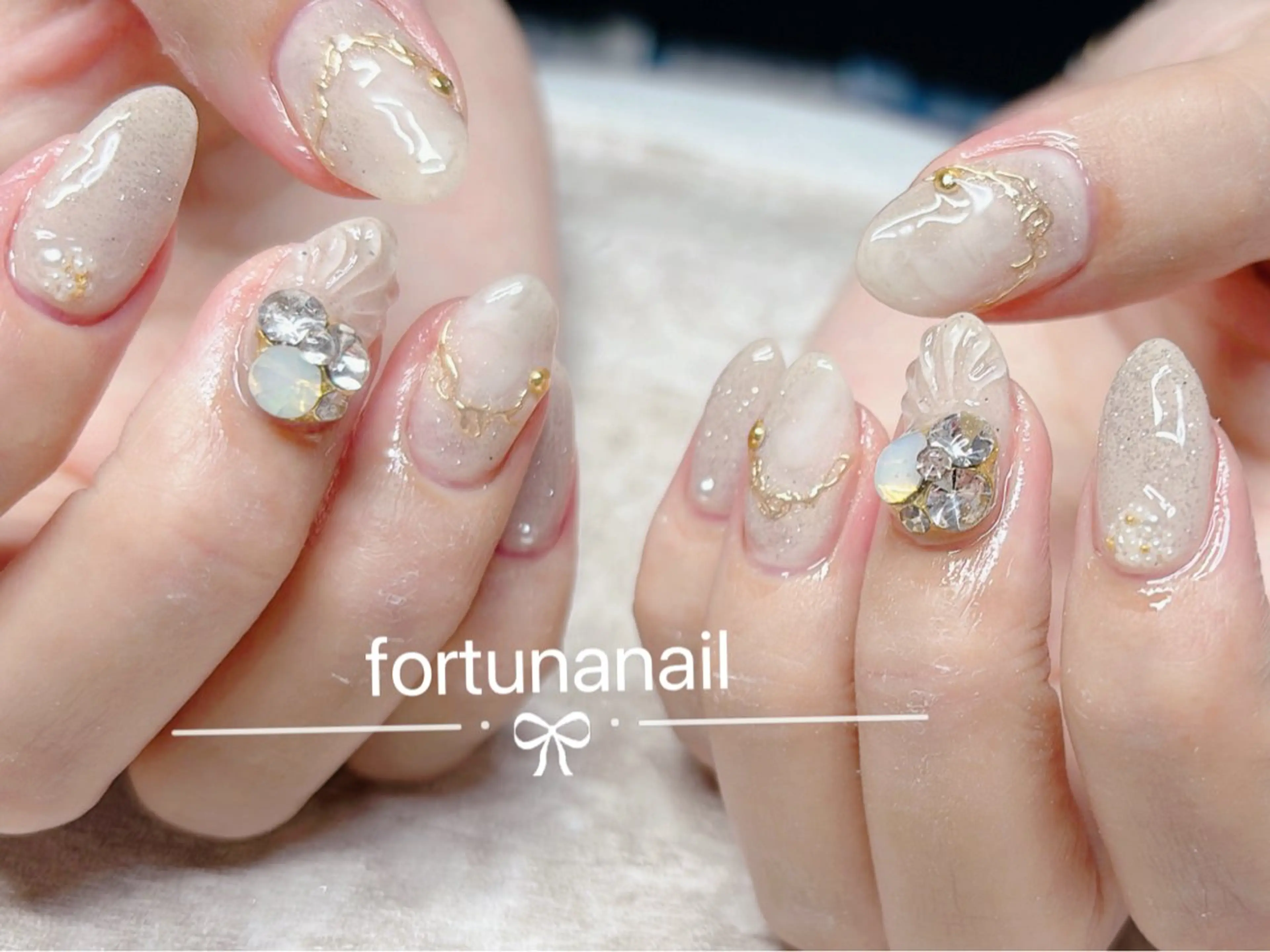 ネイル ハンドネイル ハンドケア Nail •Head スパFortunaのネイルデザイン