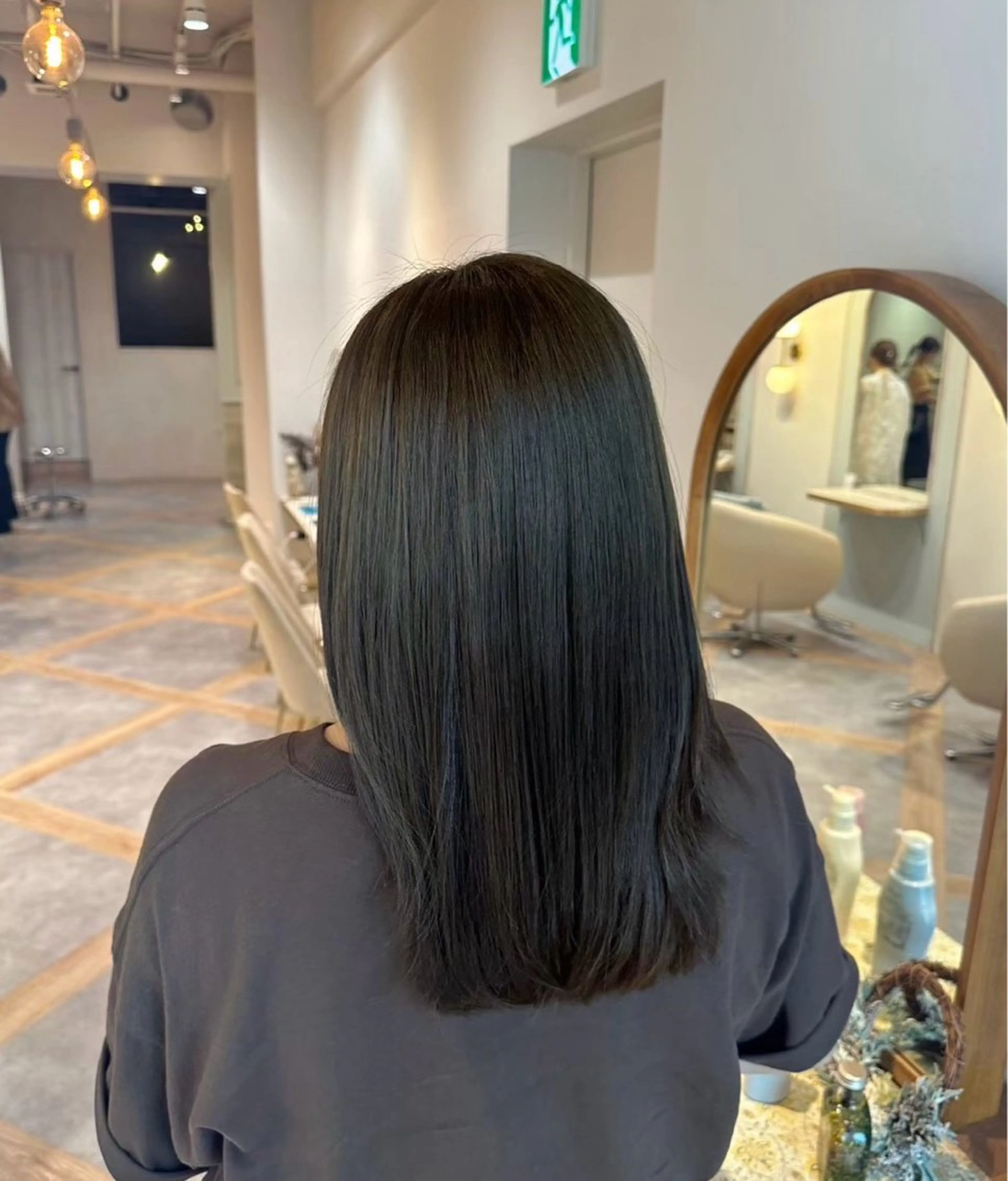 カラー カット ヘアカラー HIYO RIのヘアスタイル