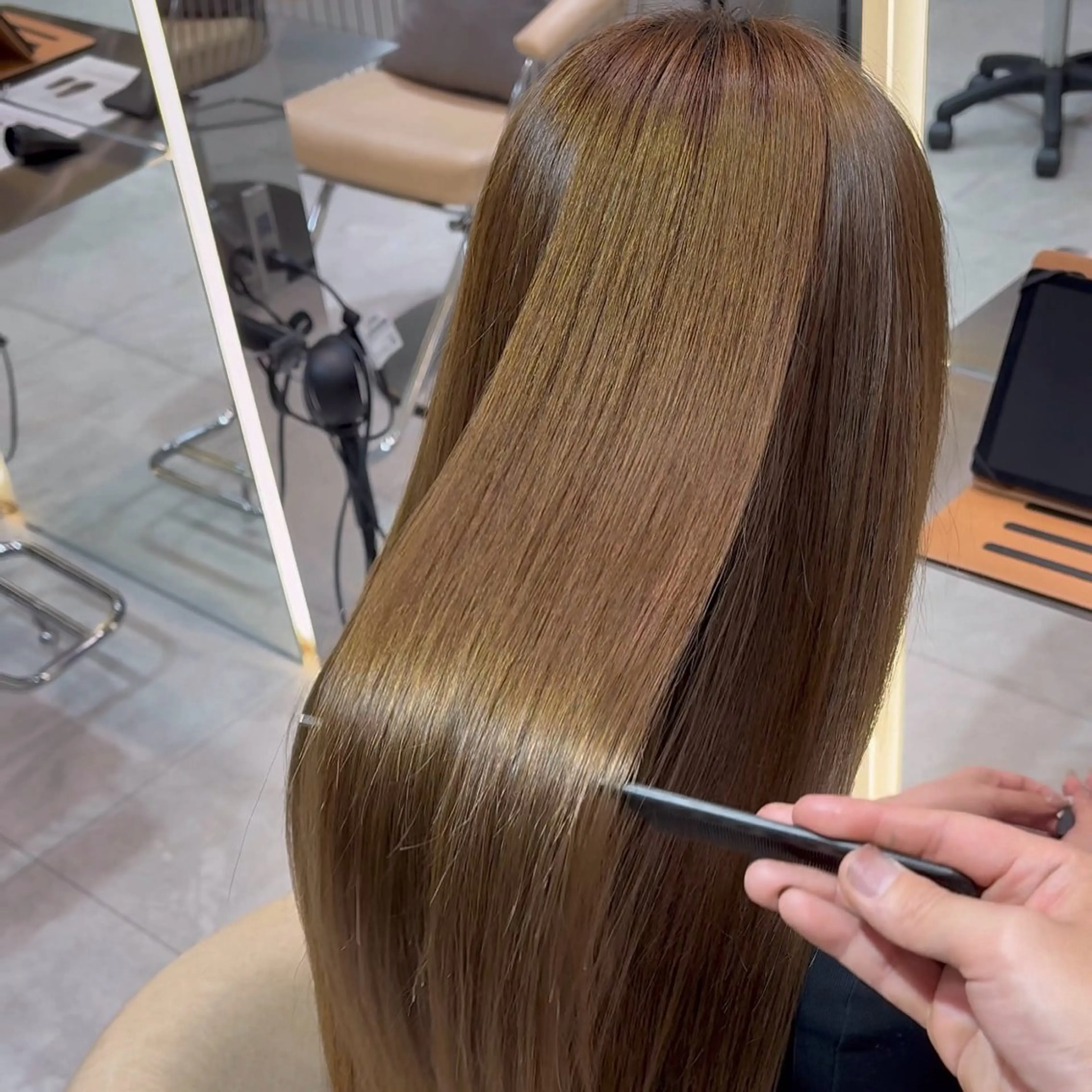 ロング 縮毛矯正 トリートメント 似合わせレイヤー・ボ ブ タナカ レイヤのヘアスタイル