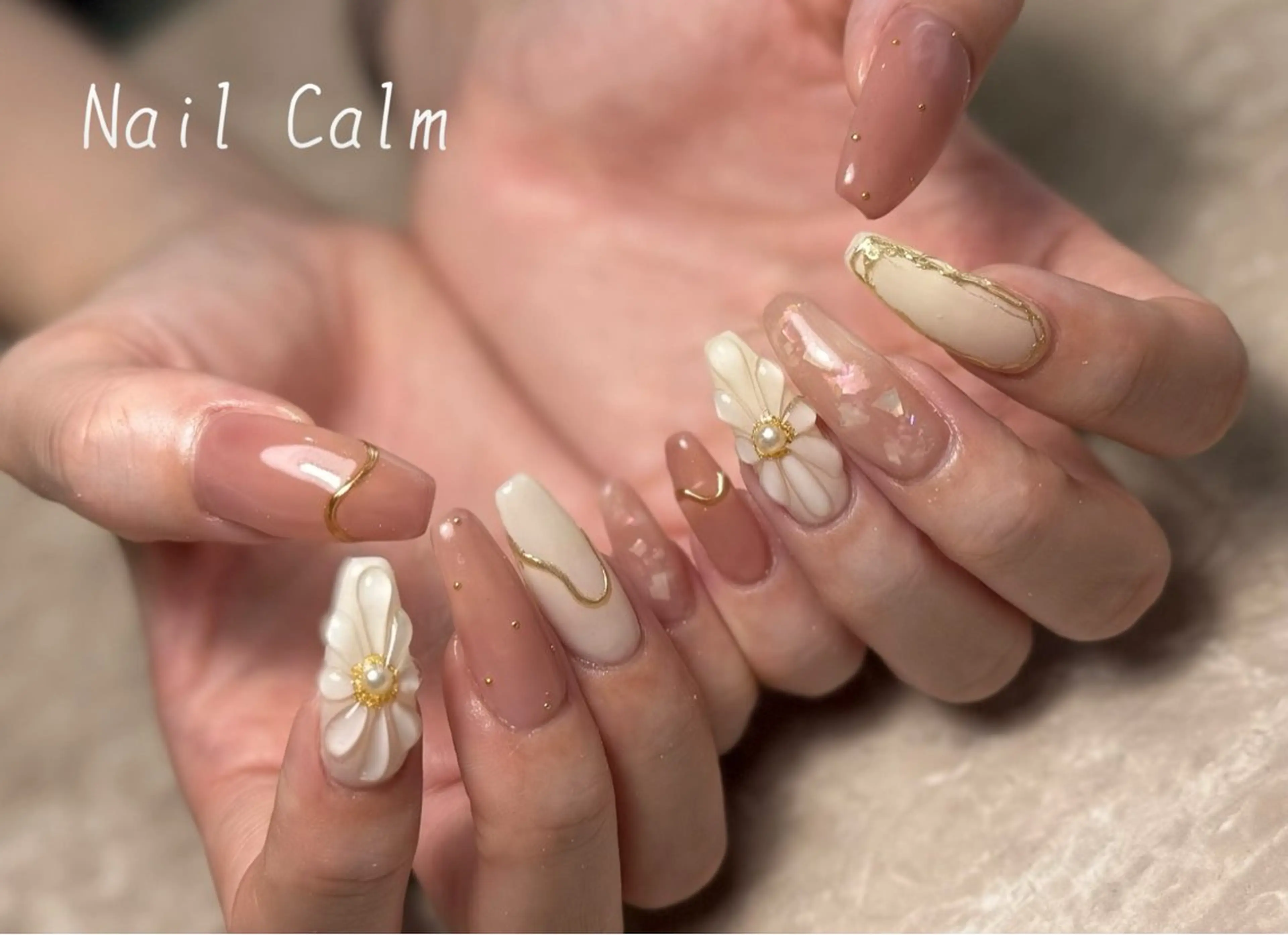 ネイル フラワーネイル ぷっくりネイル ハンドネイル プライベートサロン Calmのネイルデザイン