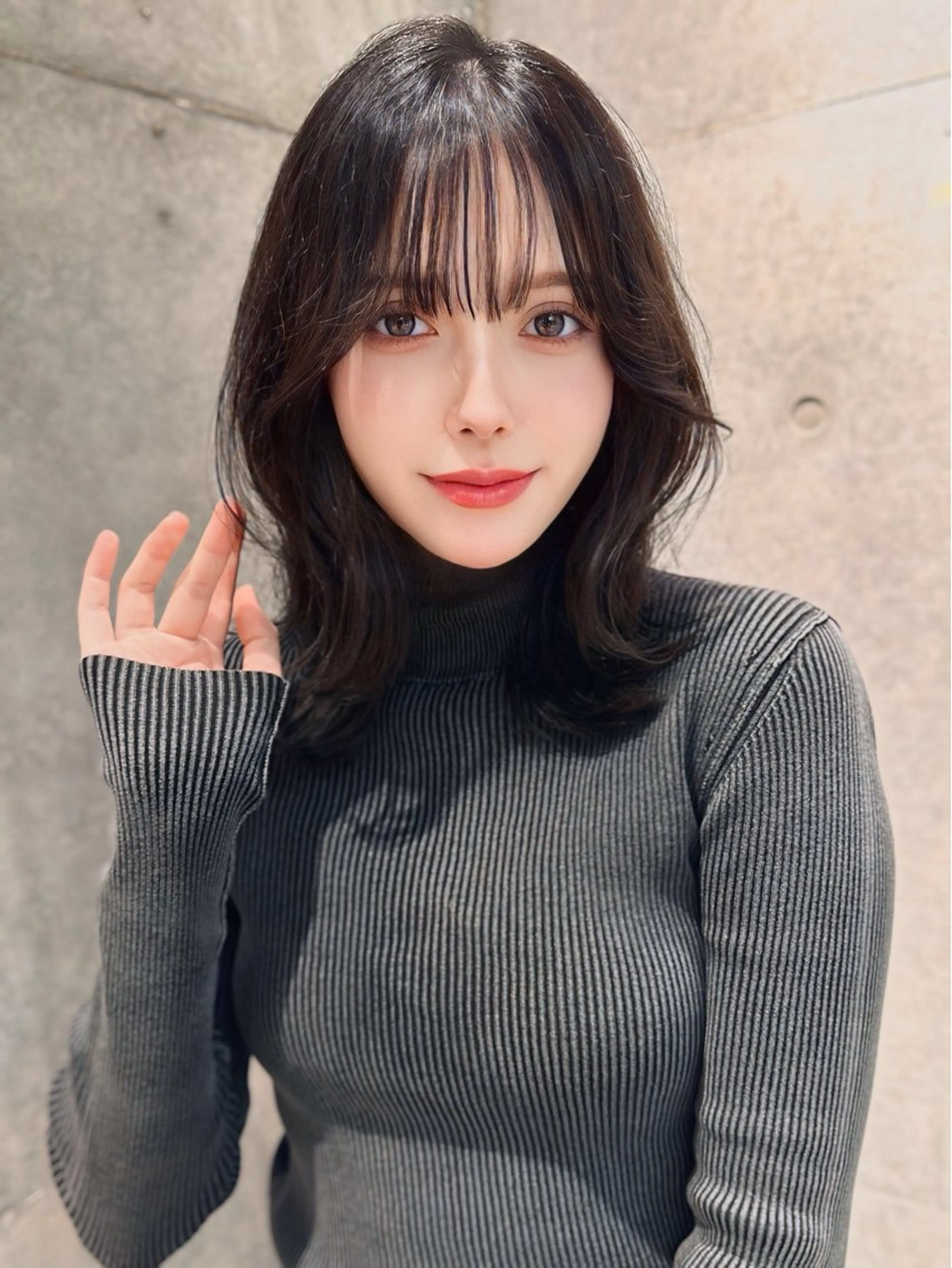 ミディアム カット ヘアカラー トリートメント ✨髪質改善特化✨副 店長椎葉信乃介のヘアスタイル