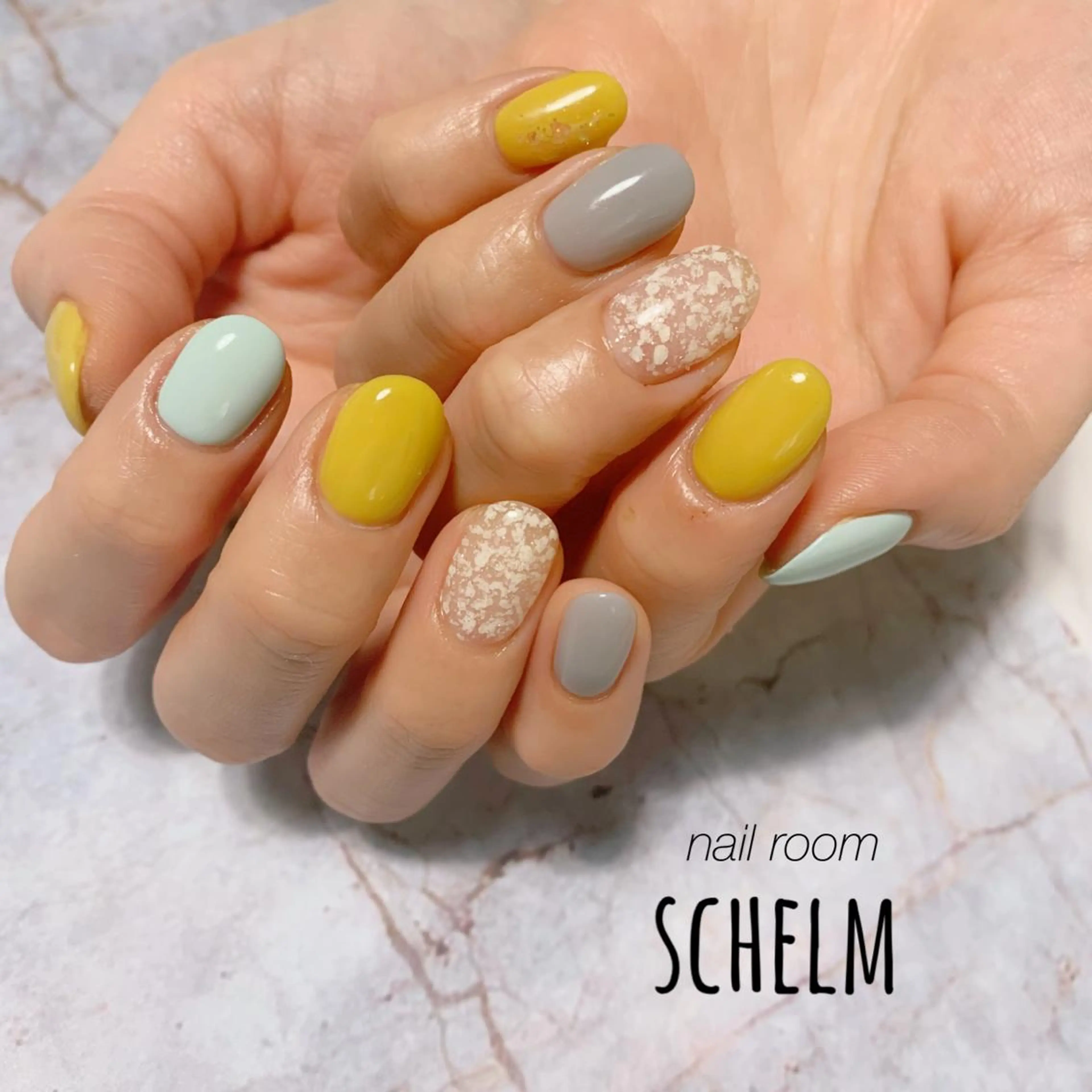 ネイル ハンドネイル nail room シュレムのネイルデザイン