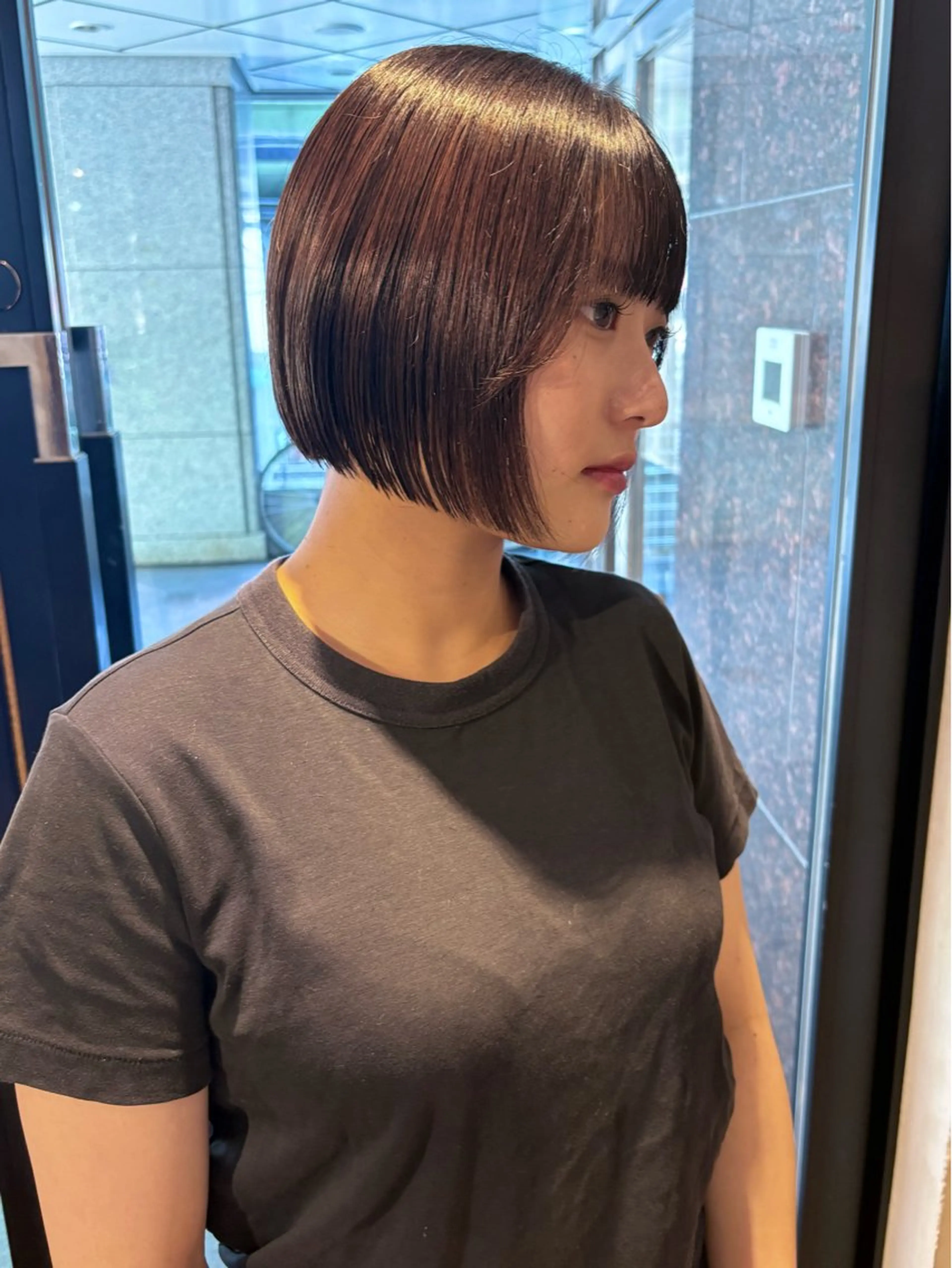 ショート カット lot Kanau ハイトーン／デザインのヘアスタイル