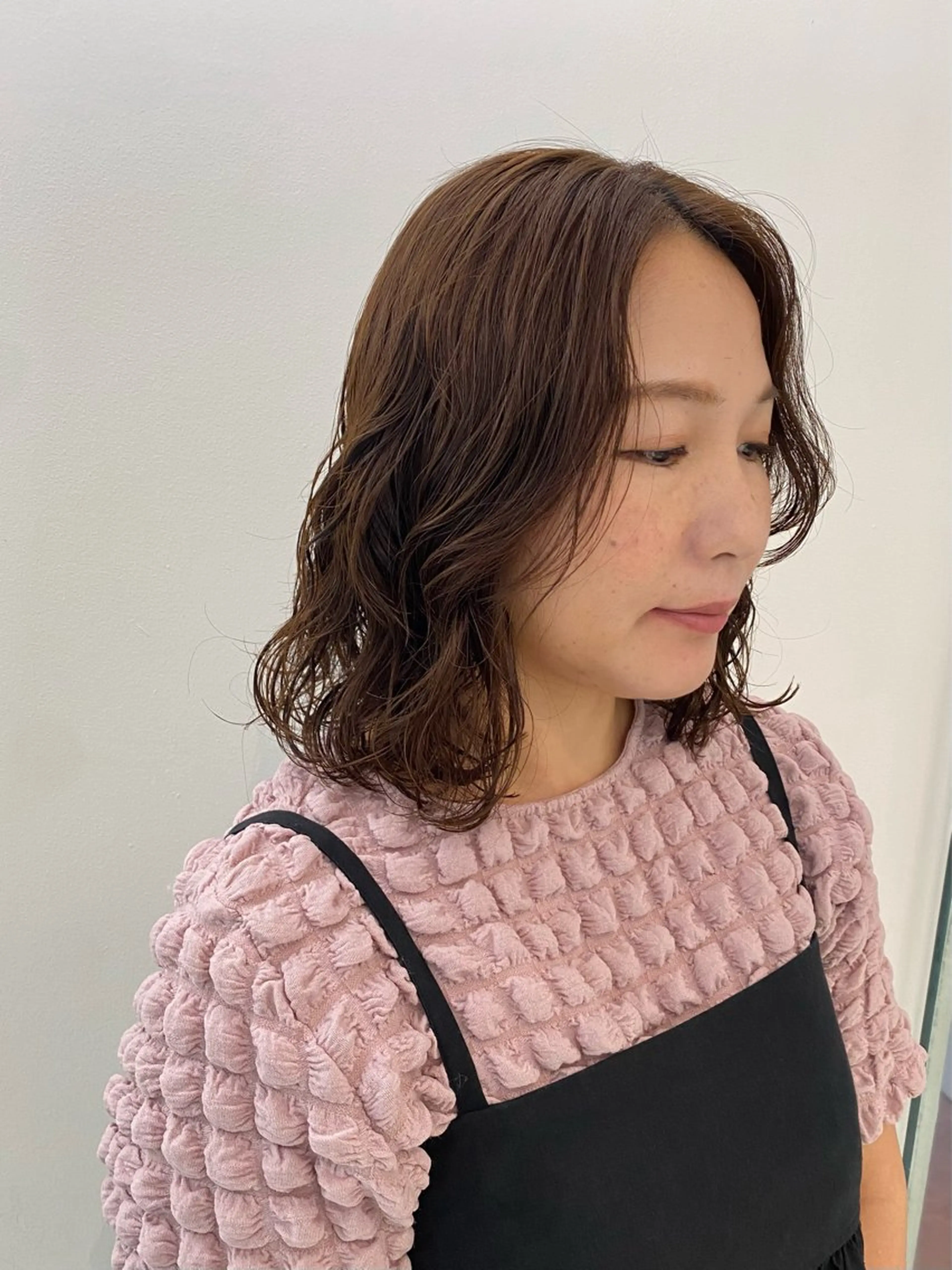 ミディアム パーマ ミディアムパーマ カット パーマ トリートメント ZENKO表参道店所属・デジタルパーマ 🌀ボブ　萩原　龍のヘアスタイル