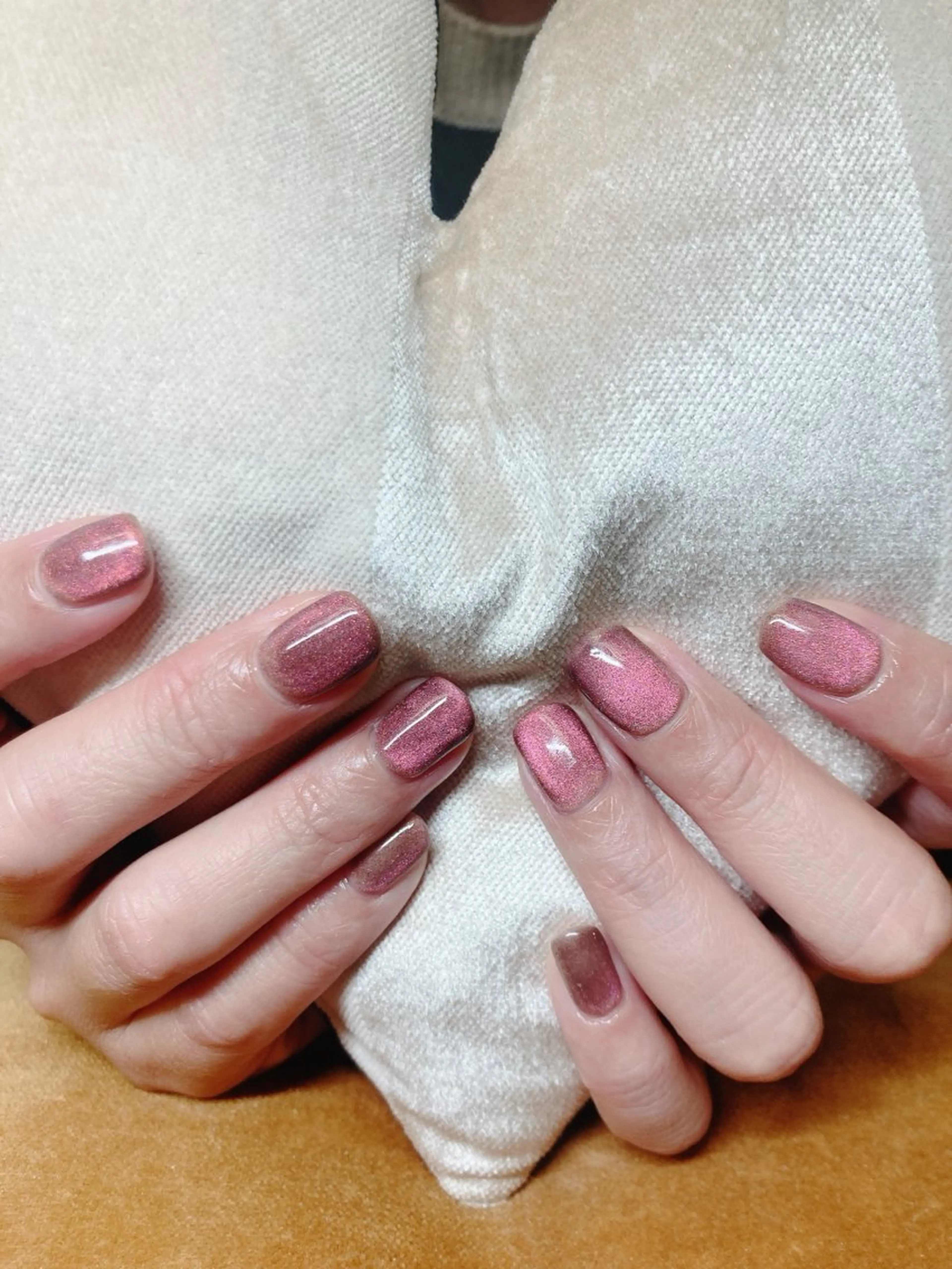 ネイル ECLAT エクラ所属・寺山 千鶴のネイルデザイン