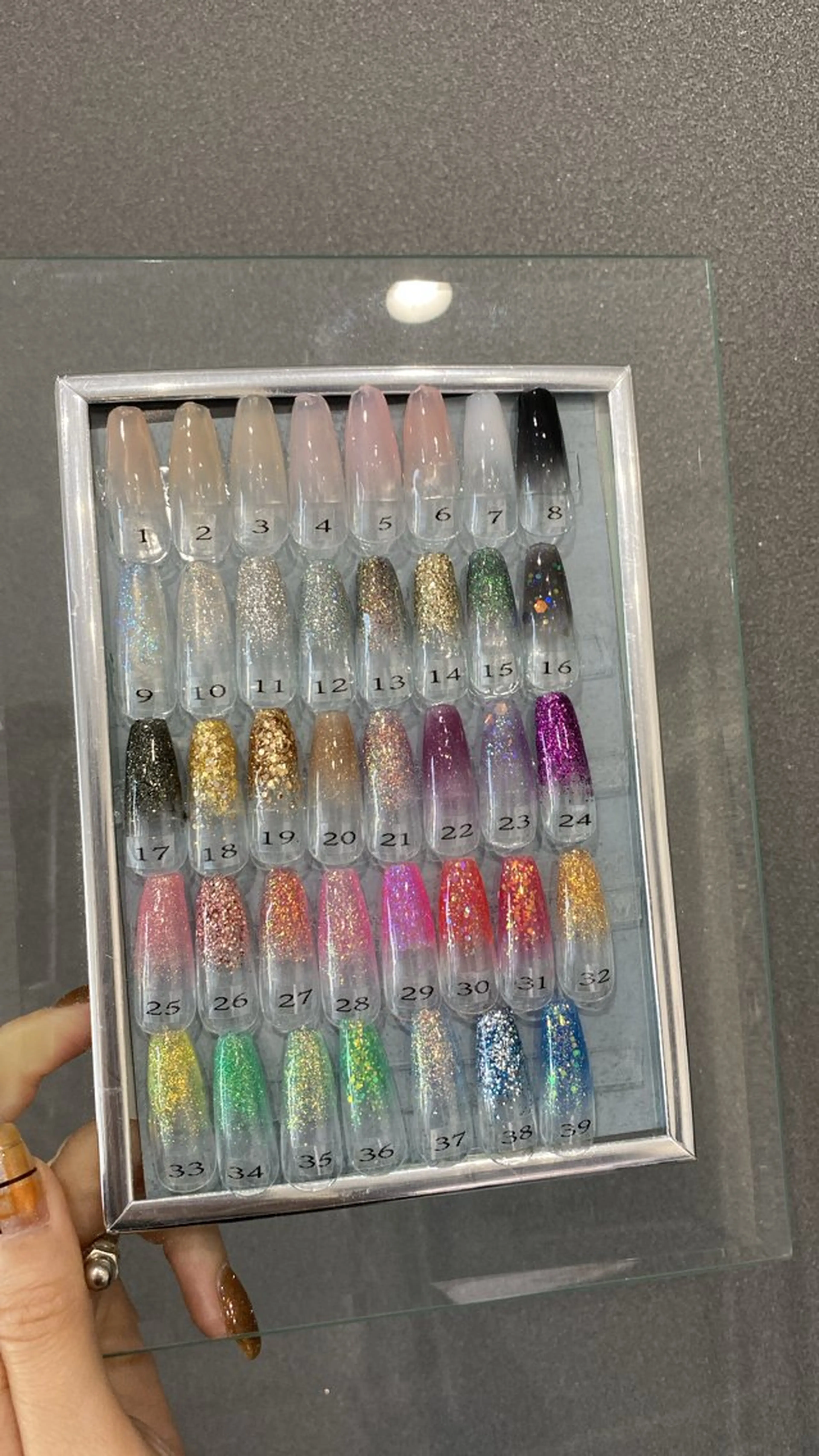 【スカルプ10本⭐︎ラメグラ】の写真