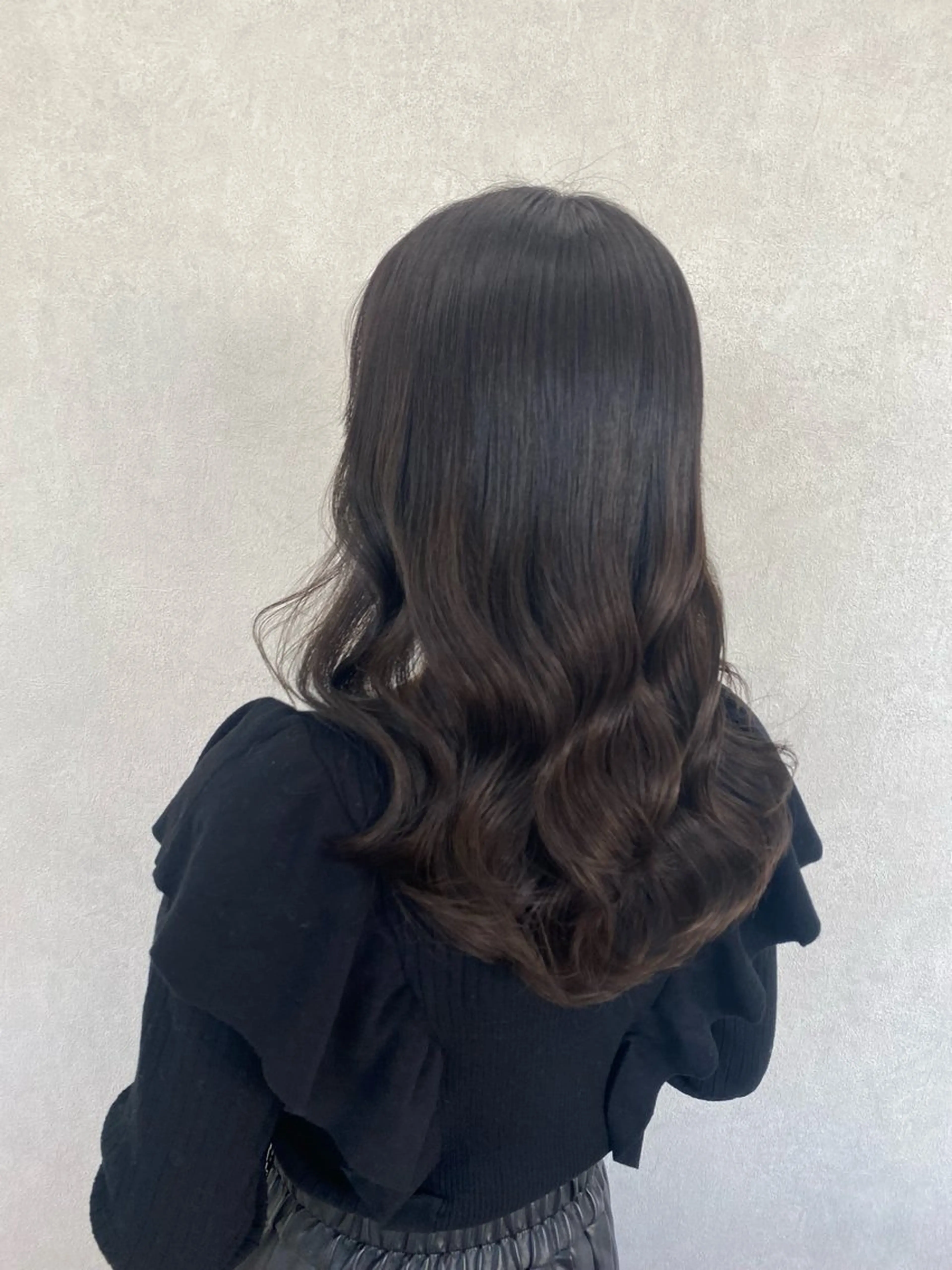 セミロング カラー カット ヘアカラー トリートメント ヒラ マツのヘアスタイル