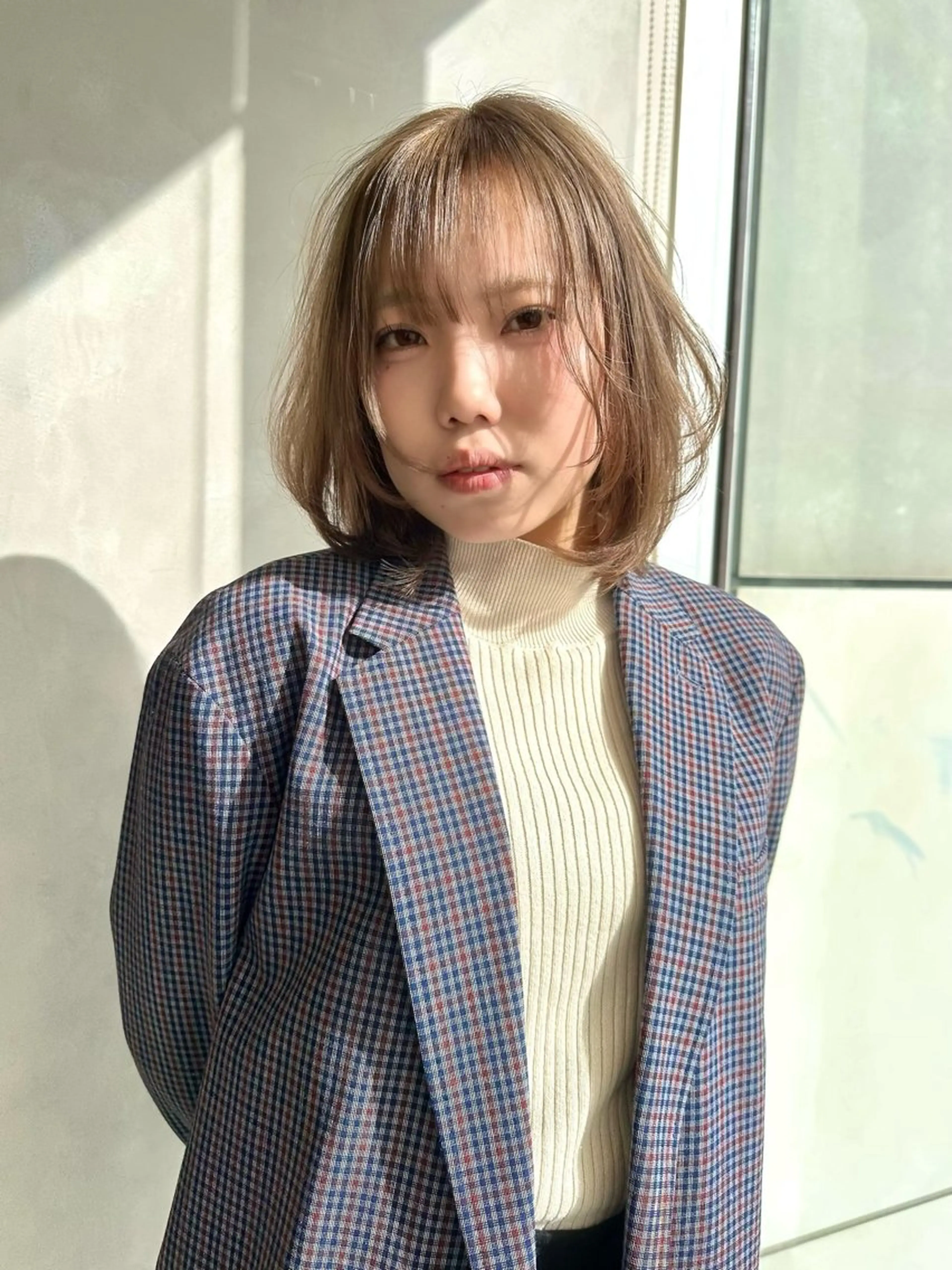 ミディアム カラー ボブレイヤー ベージュカラー ミルクティーベージュ ボブ レイヤーカット カット ヘアカラー トリートメント 可愛いベージュ作る 美容師/あかね🧸のヘアスタイル