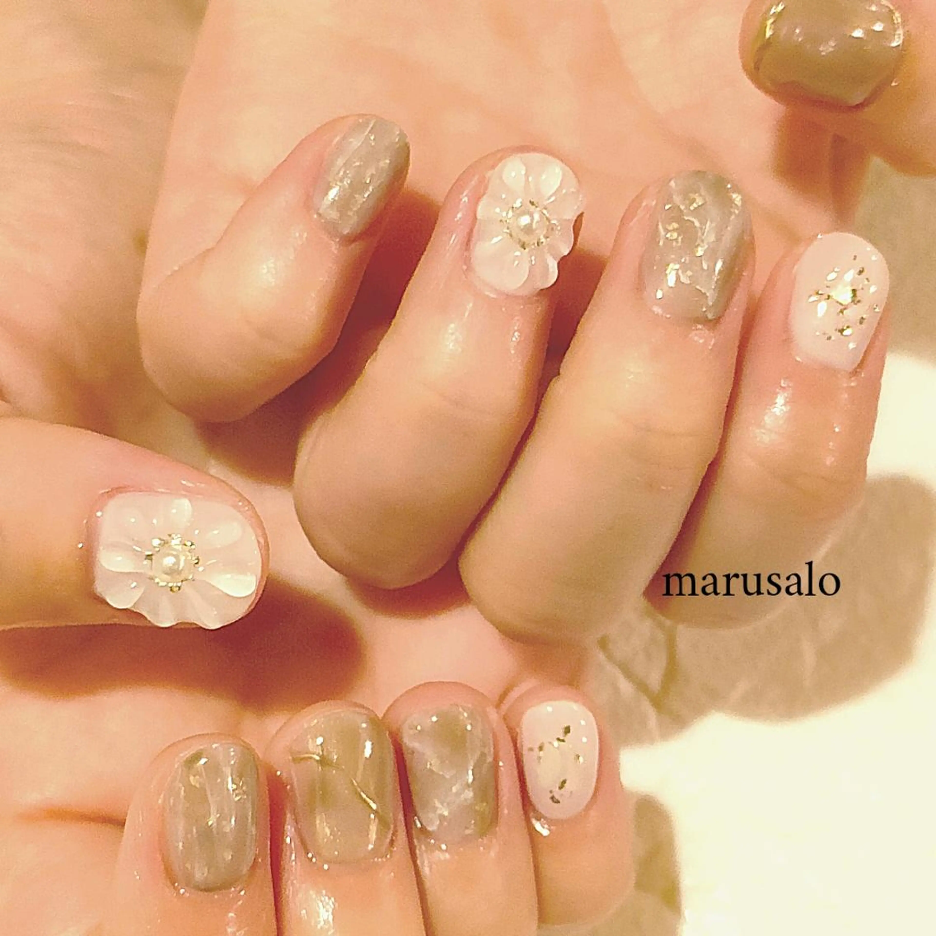 ネイル フラワーネイル ニュアンスネイル ぷっくりネイル ブライダルネイル ハンドネイル marusalo nailのネイルデザイン