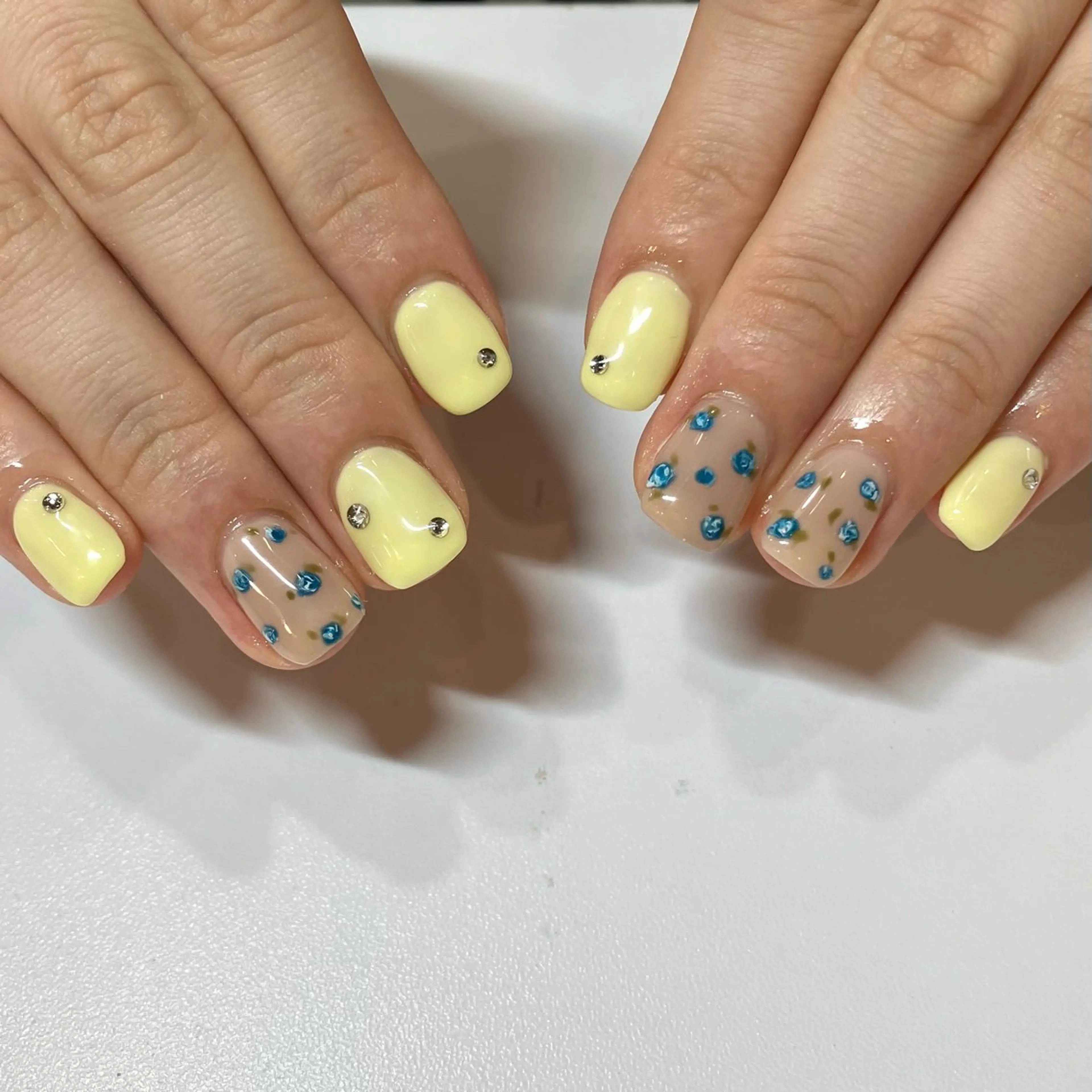 ネイル ハンドネイル Take Manaのネイルデザイン