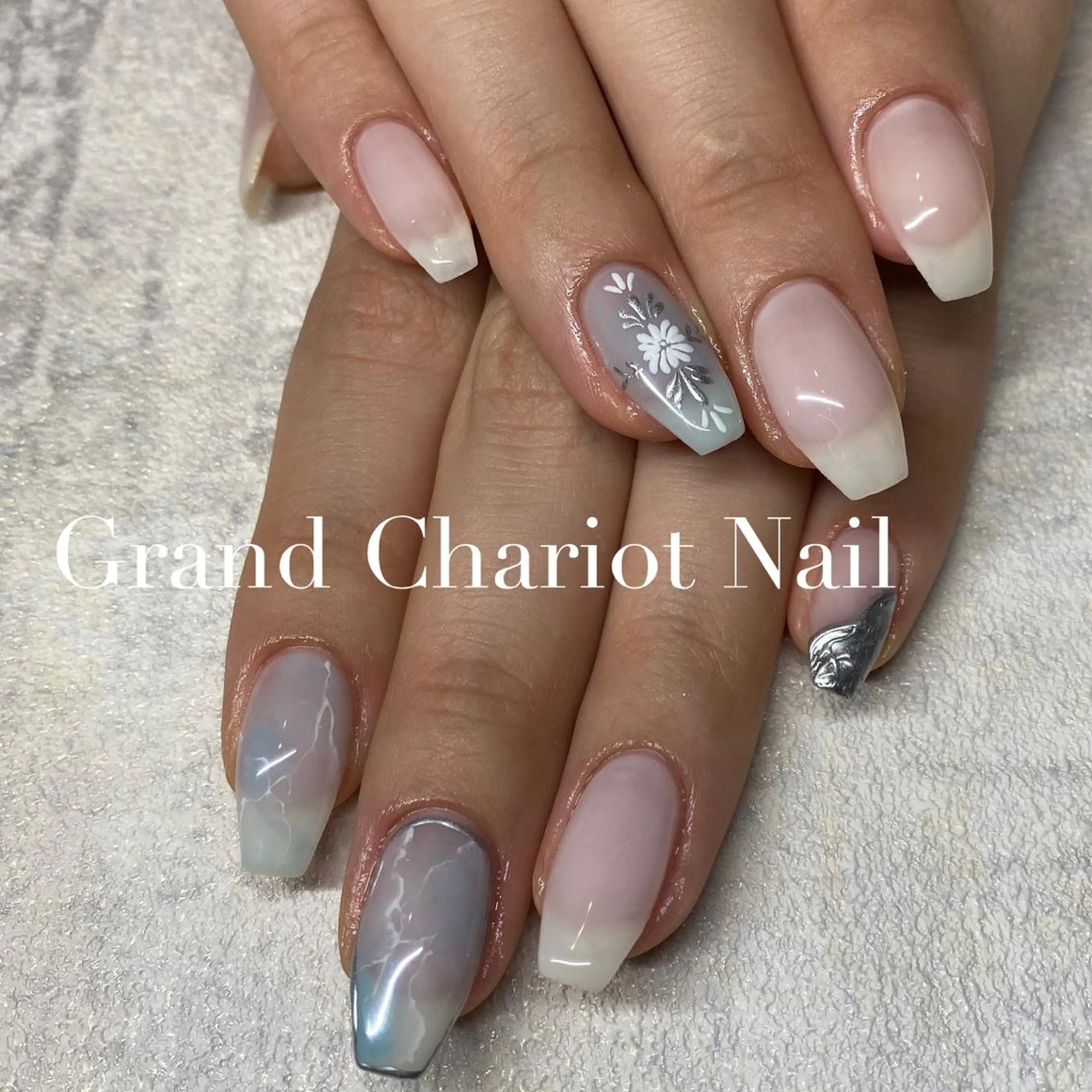 ネイル NORA nail UMEDA MAIのネイルデザイン