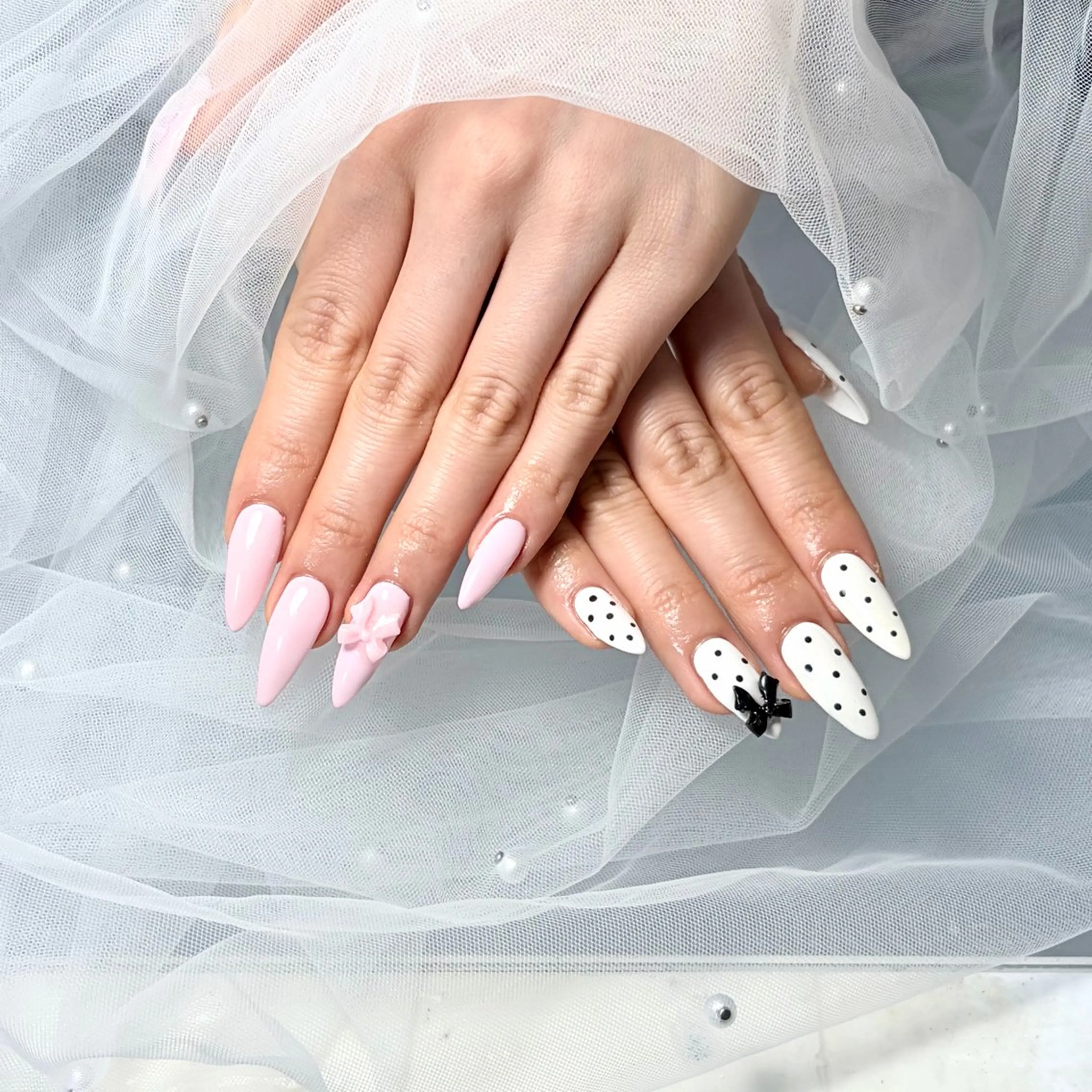 ネイル ドット ピンク ハンドネイル Nail Eyelashのネイルデザイン