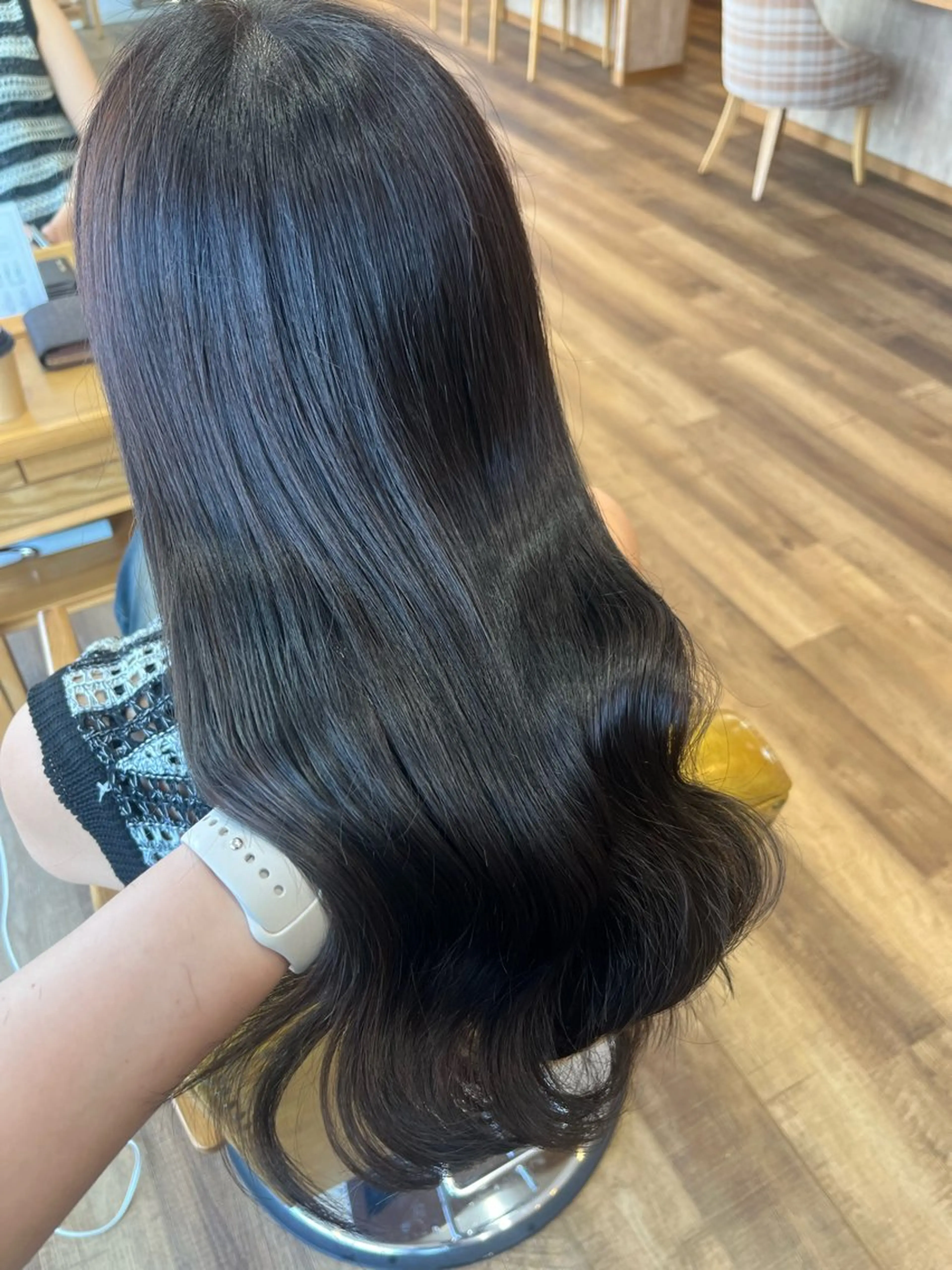 ロング カラー 透明感カラー オリーブカラー 宮本 楓のヘアスタイル