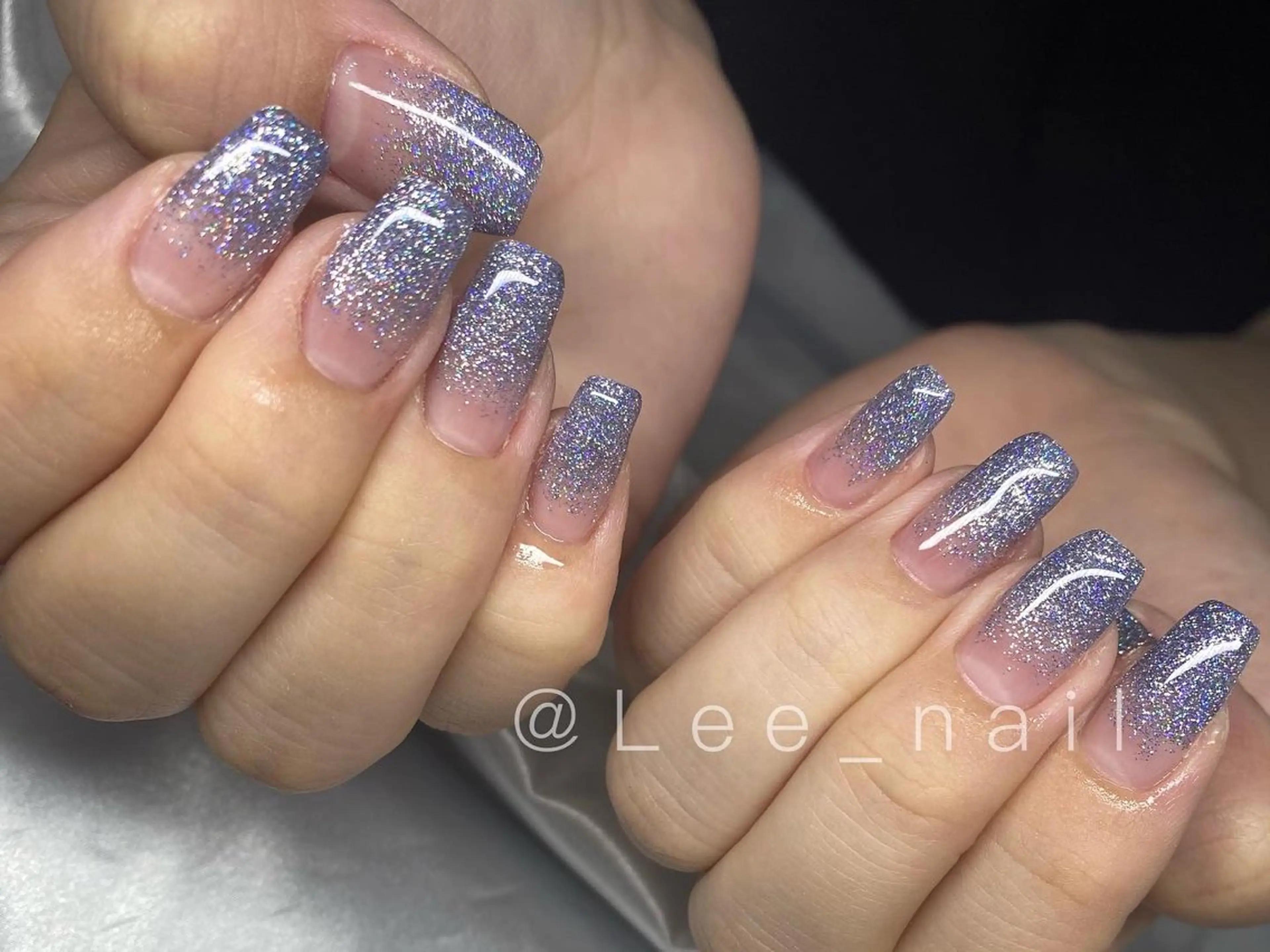 ネイル ラメ(グリッター) ラメグラデーション スクエアネイル ハンドネイル Lee_ nailのネイルデザイン