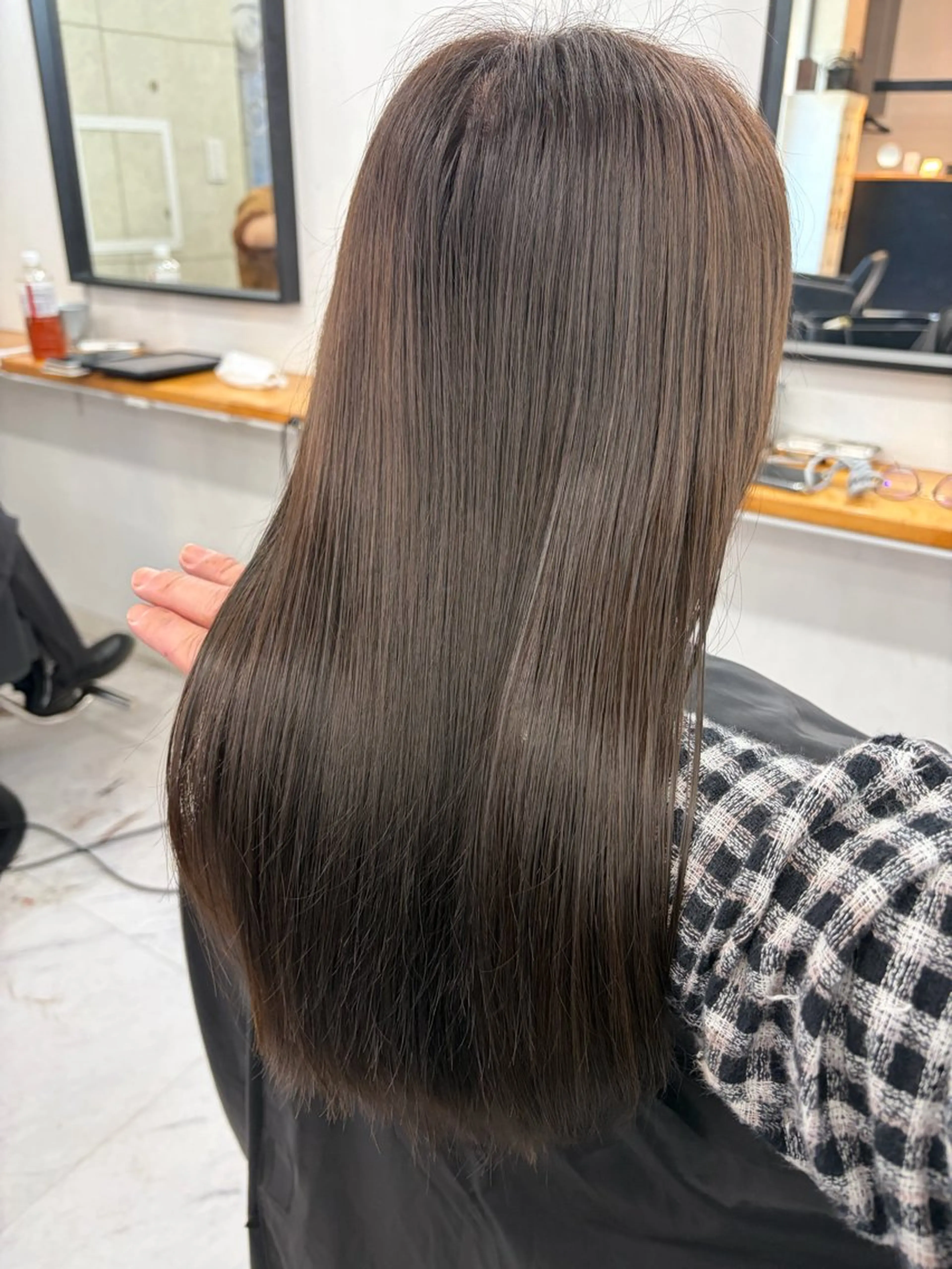 ミディアム カラー グレージュ ヘアカラー トリートメント メンズパーマ ヘアカラー大成のヘアスタイル