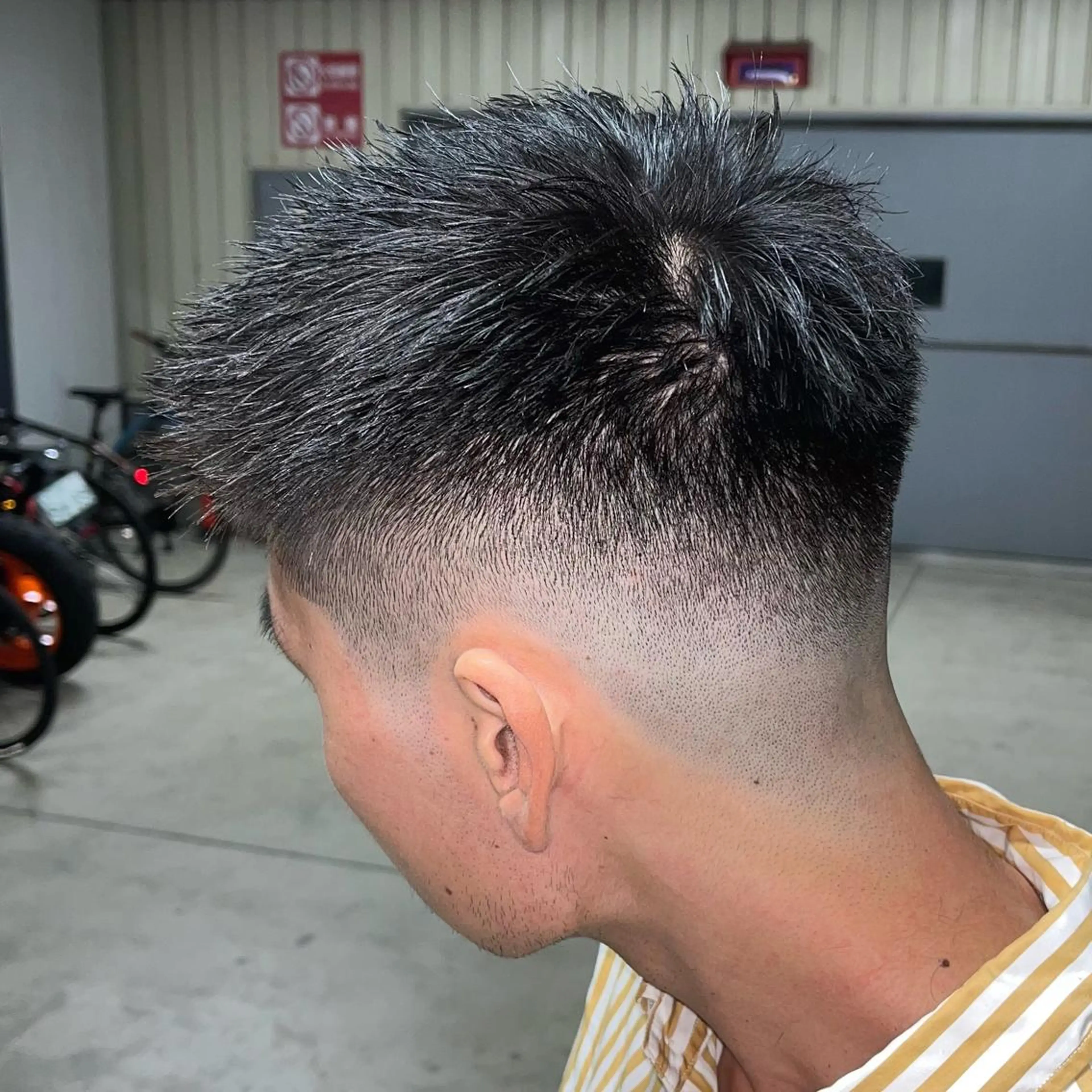 ショート メンズ フェードカット メンズパーマ スキンフェード 立川/メンズパーマ 厚進太郎のヘアスタイル