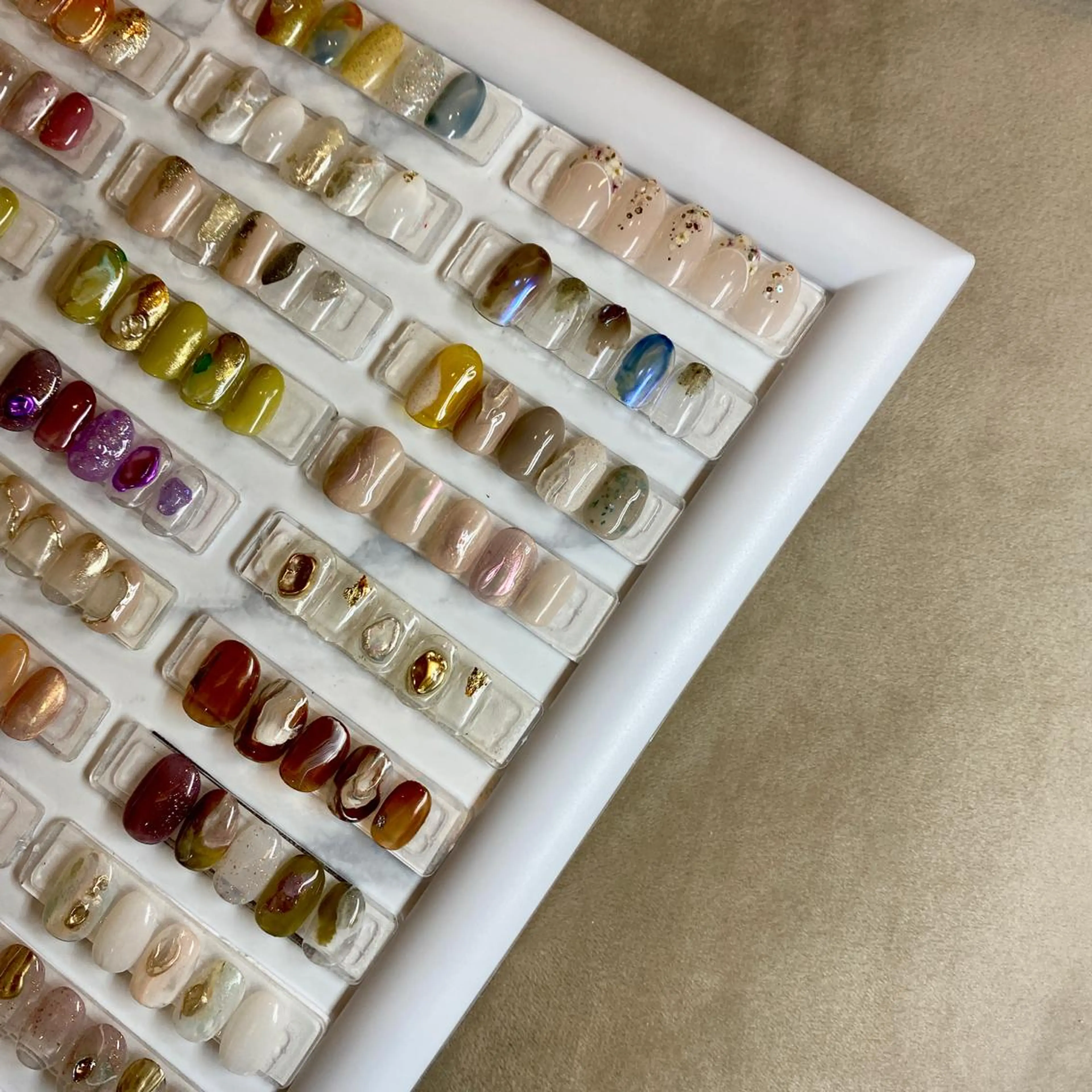 ネイル フリーランス¨̮⃝ ネイリストOKADAのネイルデザイン