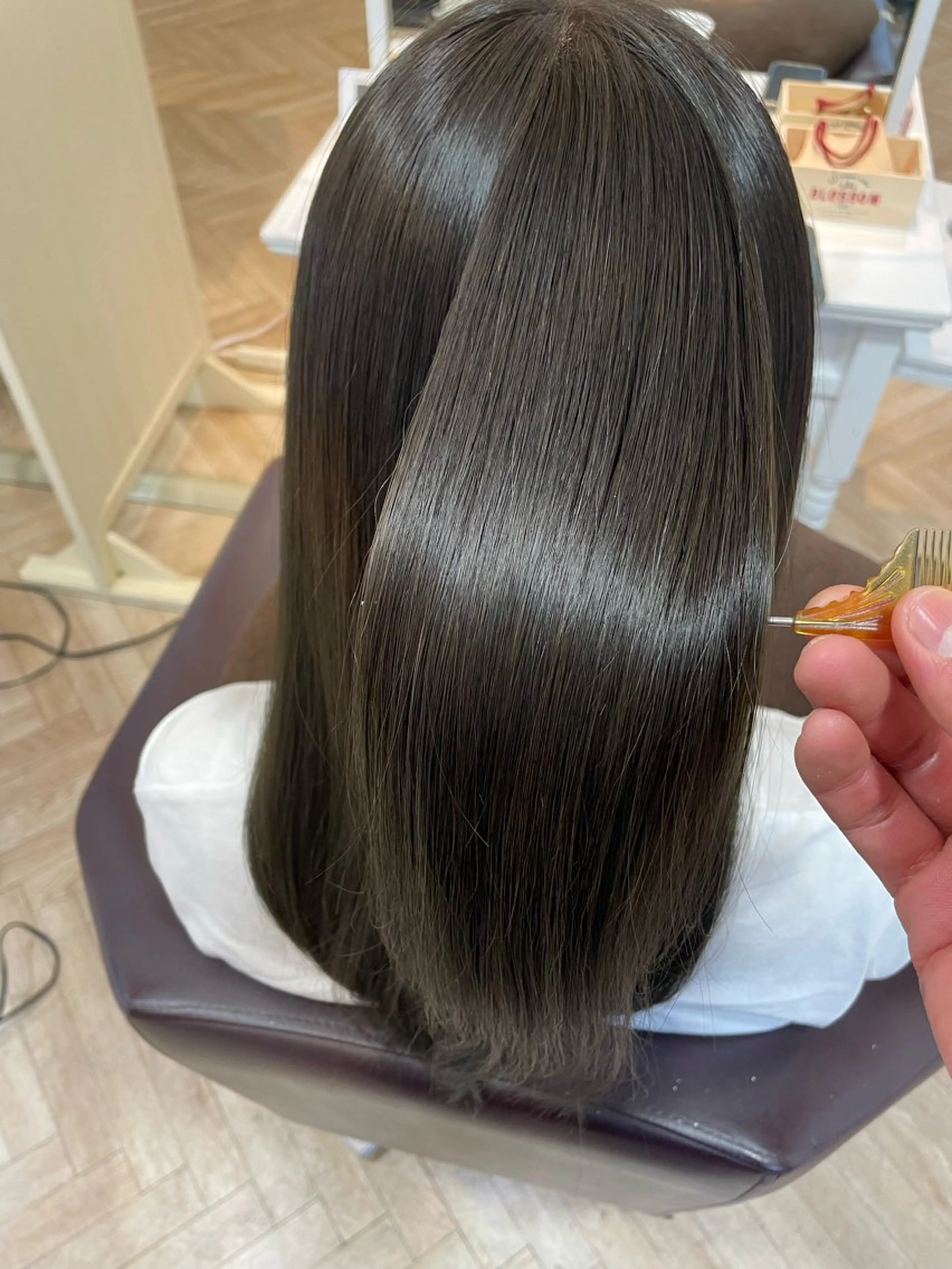 ロング パーマ 髪質改善 縮毛矯正 ストレートパーマ 髪質改善美容師 個室サロン白金厚哉のヘアスタイル