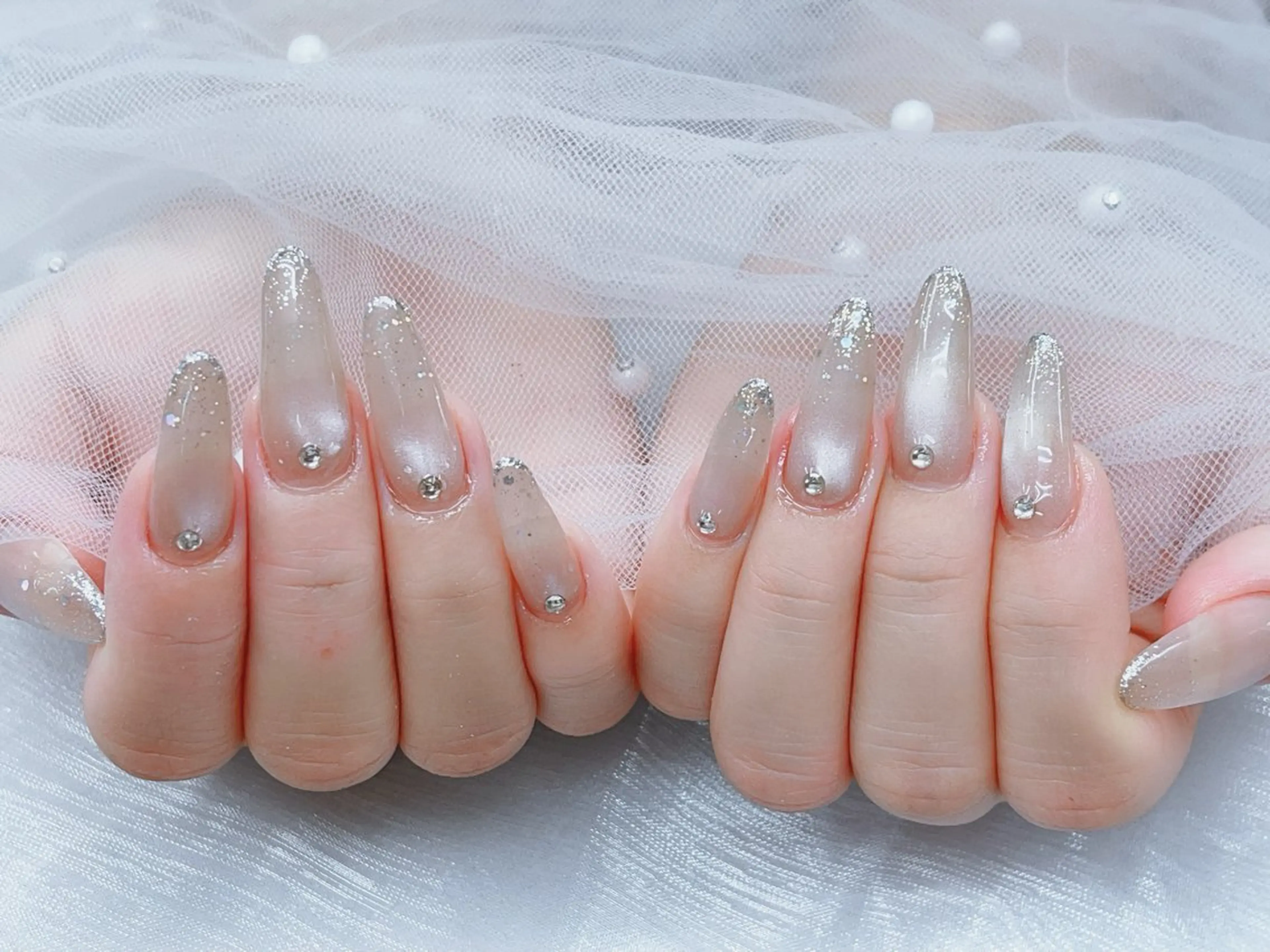 メンズ ネイル メンズ韓国風 アートネイル フレンチネイル ジェルネイル キラキラネイル ハンドネイル Bloom スカルプ専門店のネイルデザイン