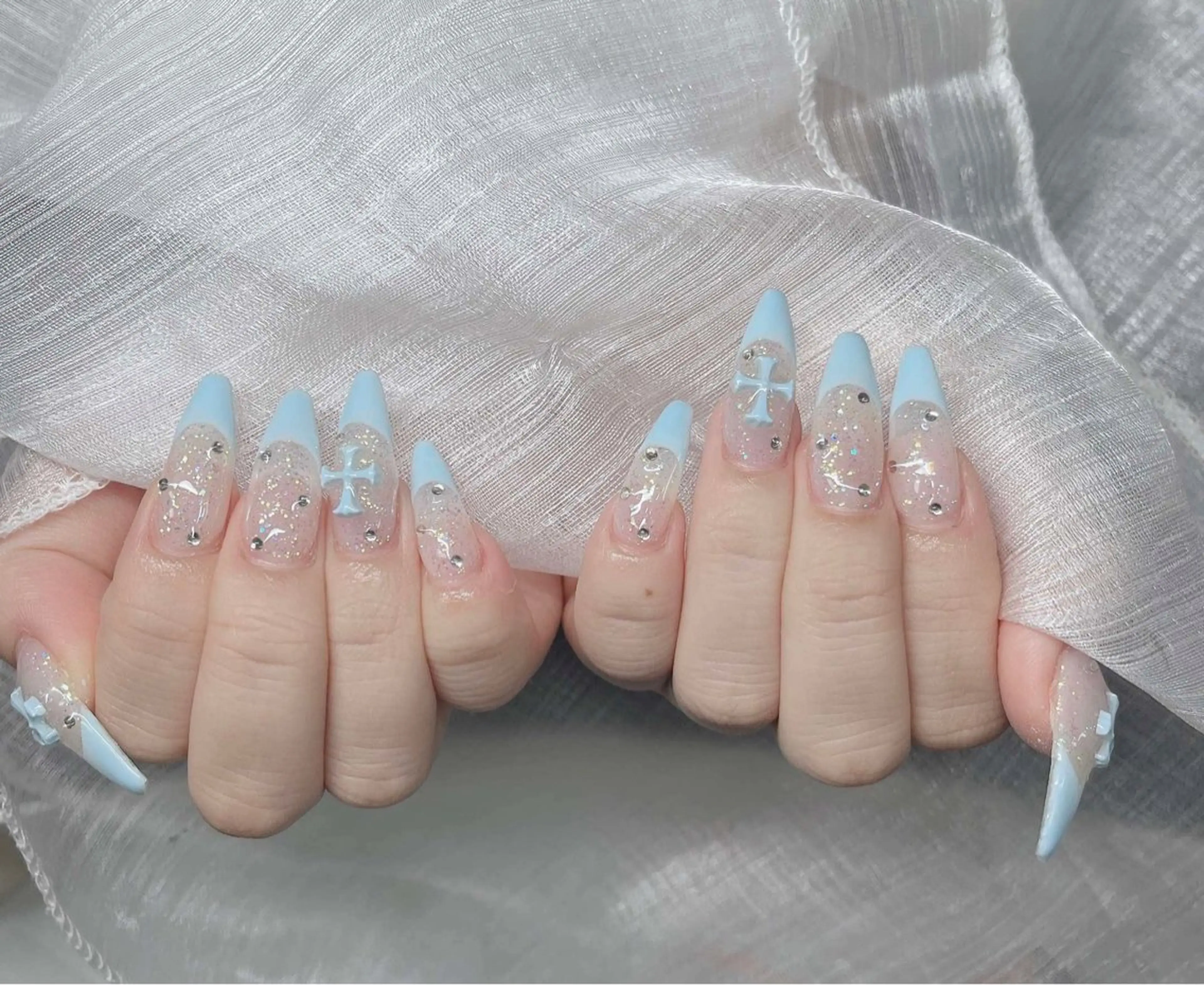 ネイル ハンドネイル Lee Nailsのネイルデザイン