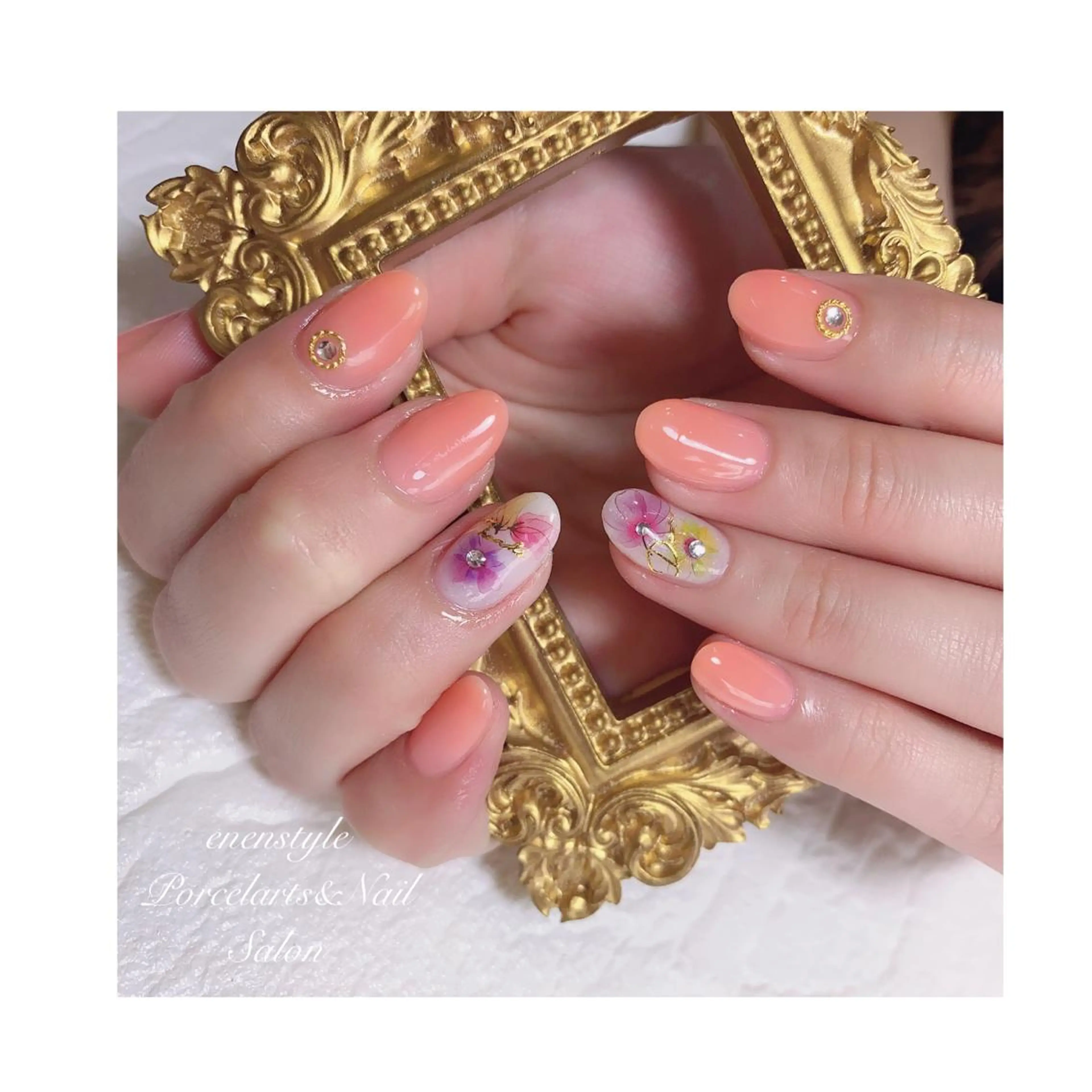 ミディアム ネイル ジェルネイル ニュアンスネイル オフィスネイル ワンカラーネイル パラジェル ハンドネイル 👑enen style👑のネイルデザイン