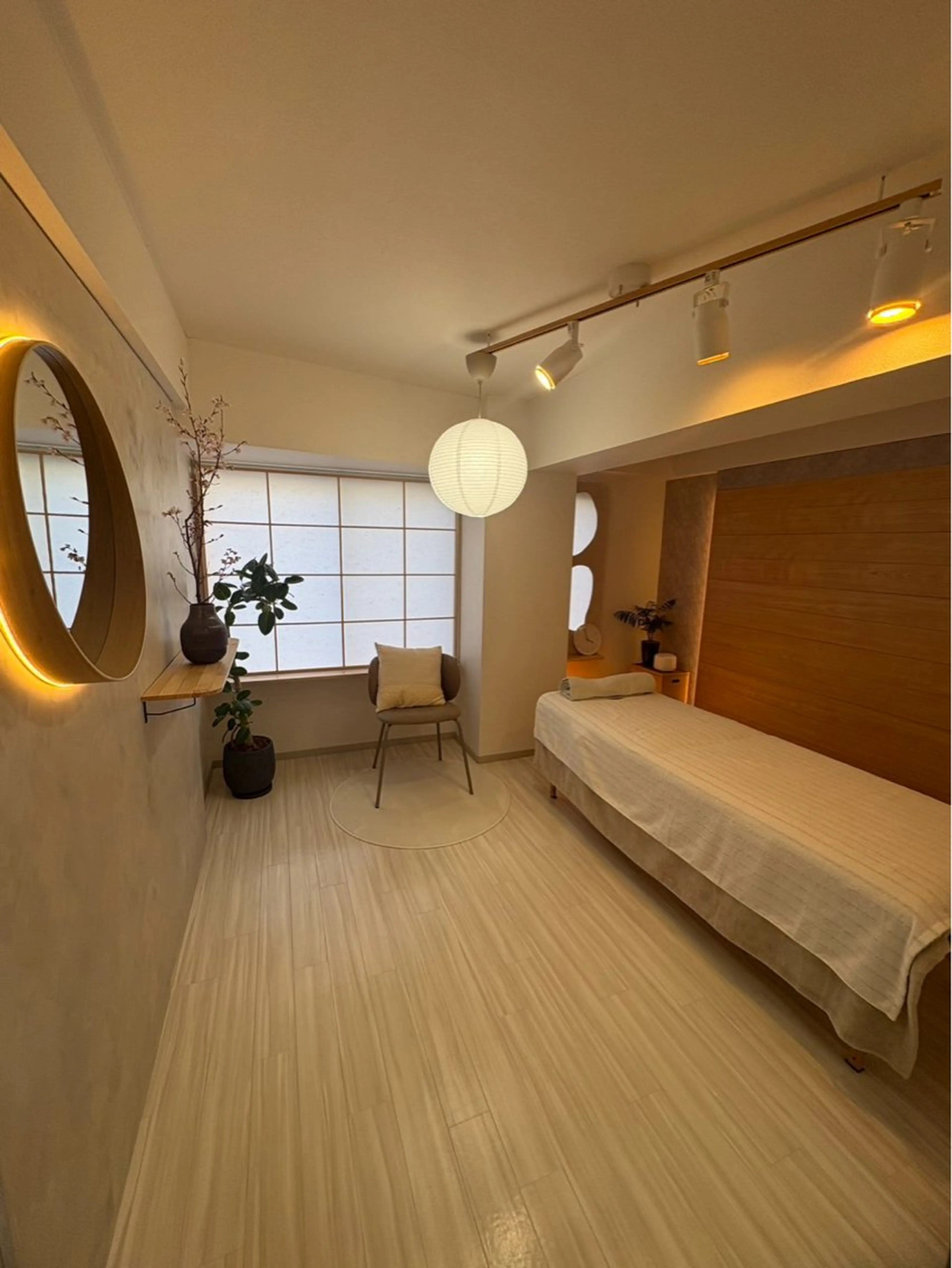 リラク✖️整体 医療系国家資格者のエステ・リラクイメージ