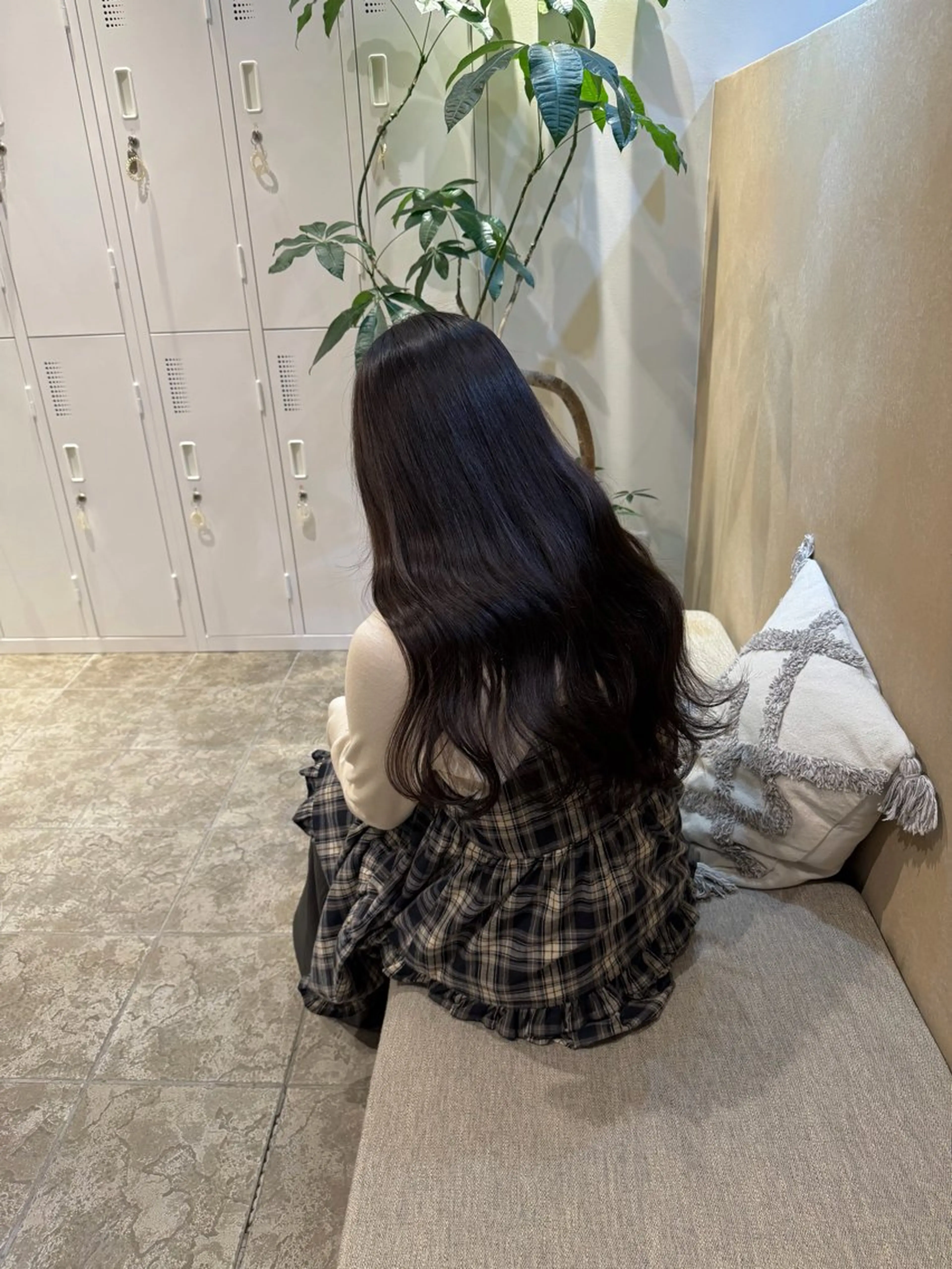 ロング カラー 西村 華凜のヘアスタイル